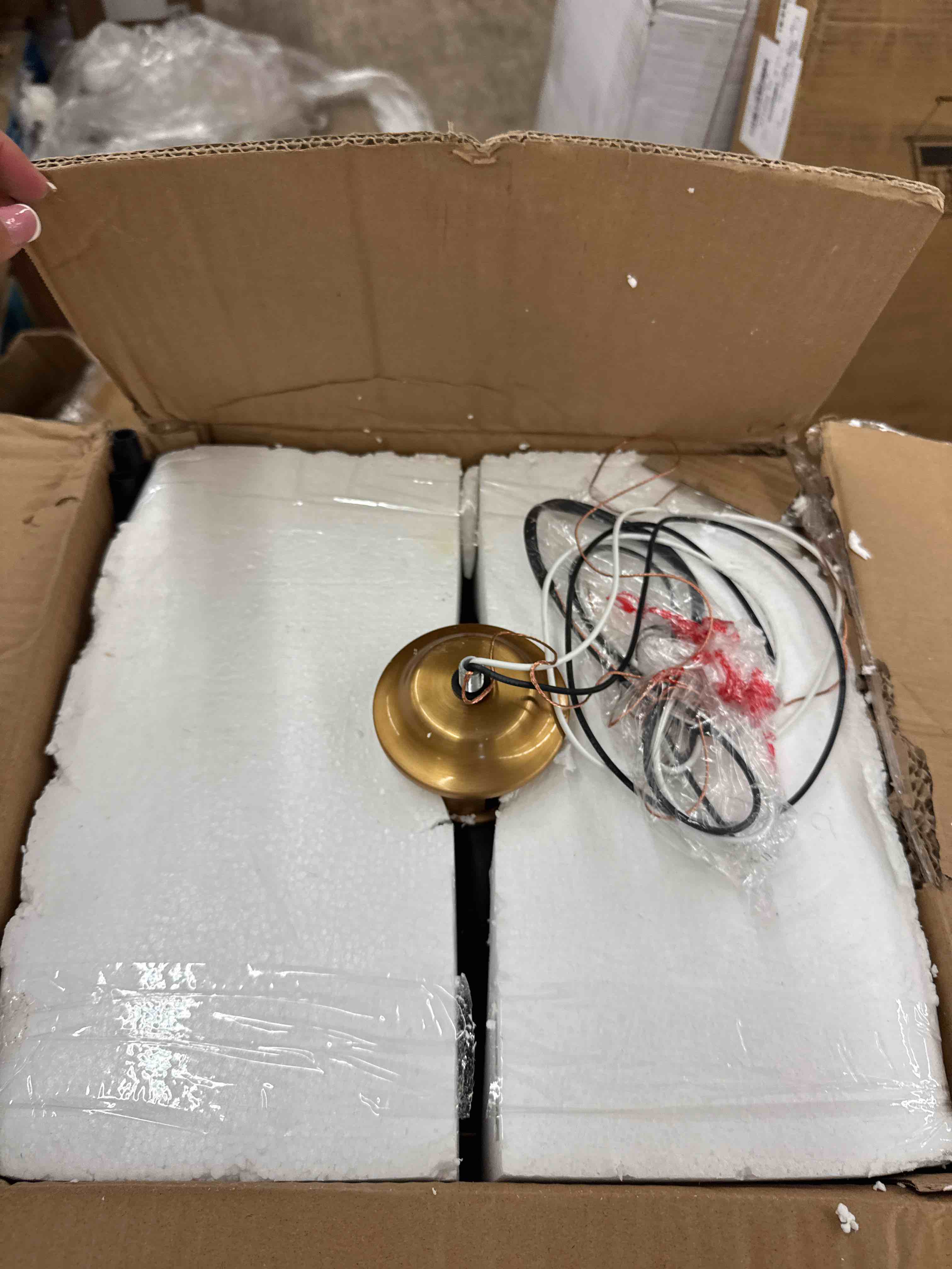 https://s3.amazonaws.com/lotting-images-prod/phillipi/ORG3769756_1732553805983.jpeg