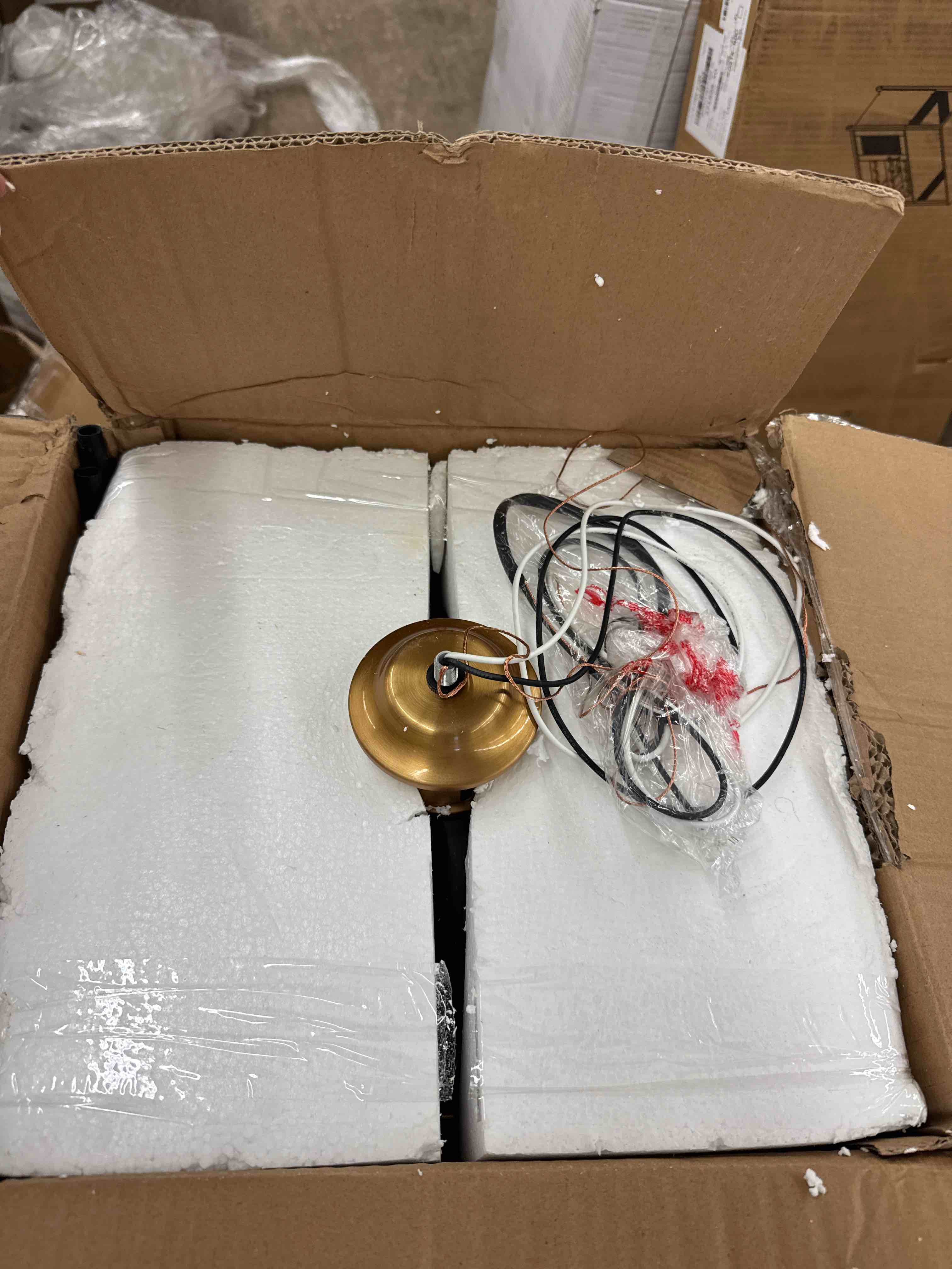 https://s3.amazonaws.com/lotting-images-prod/phillipi/ORG3769756_1732553806847.jpeg