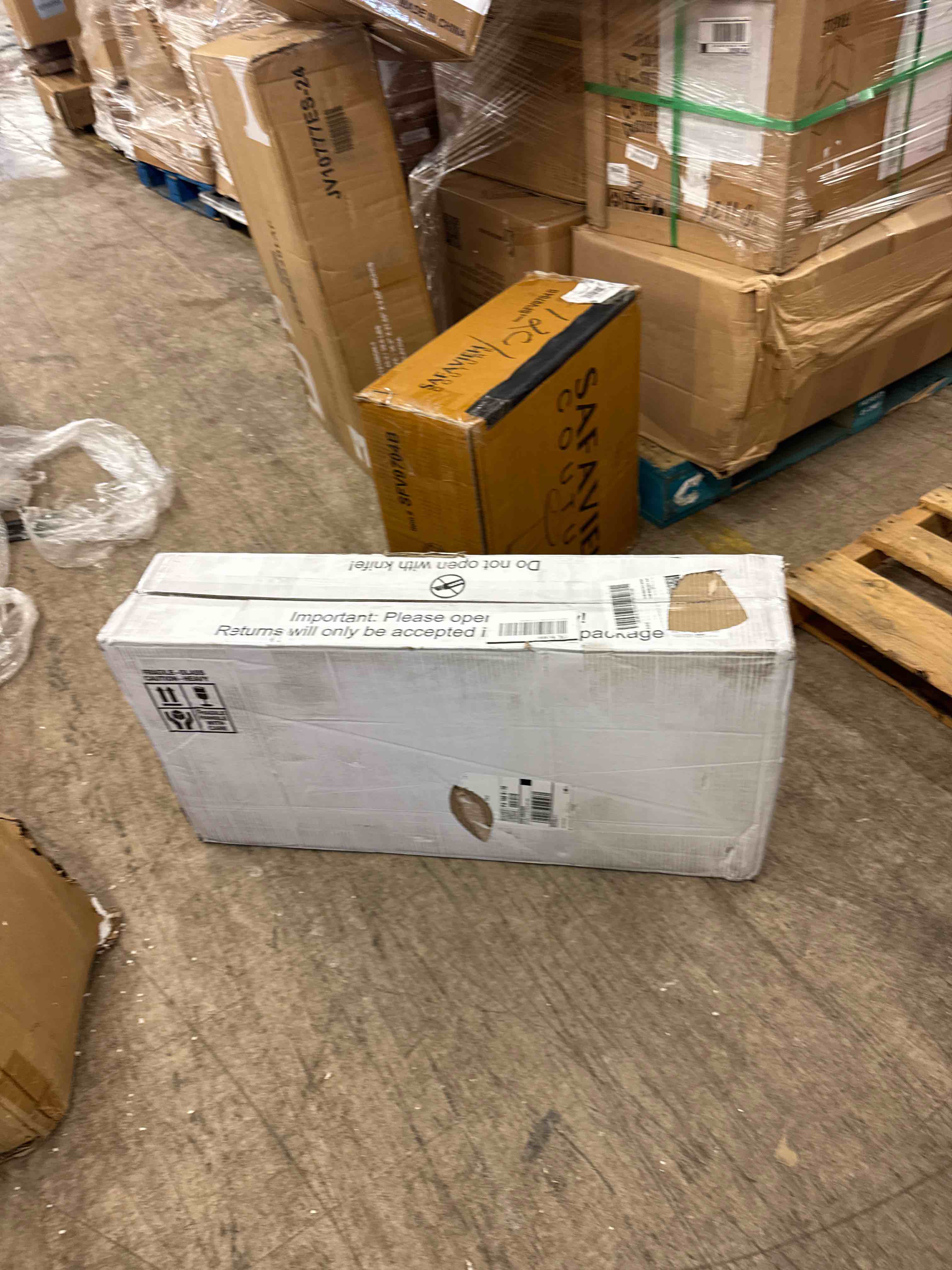 https://s3.amazonaws.com/lotting-images-prod/phillipi/ORG3769763_1732554797186.jpeg