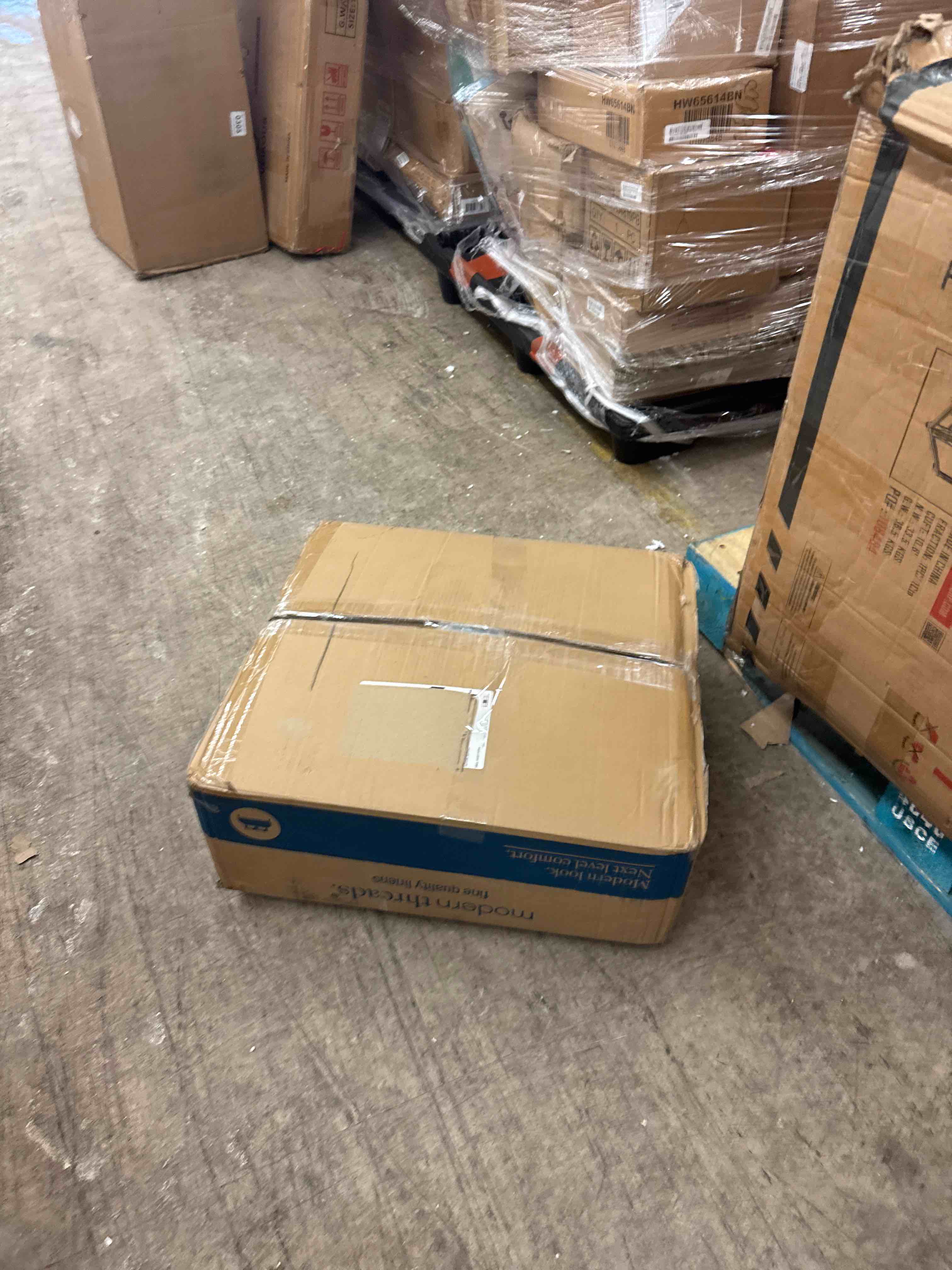 https://s3.amazonaws.com/lotting-images-prod/phillipi/ORG3769782_1732558457907.jpeg