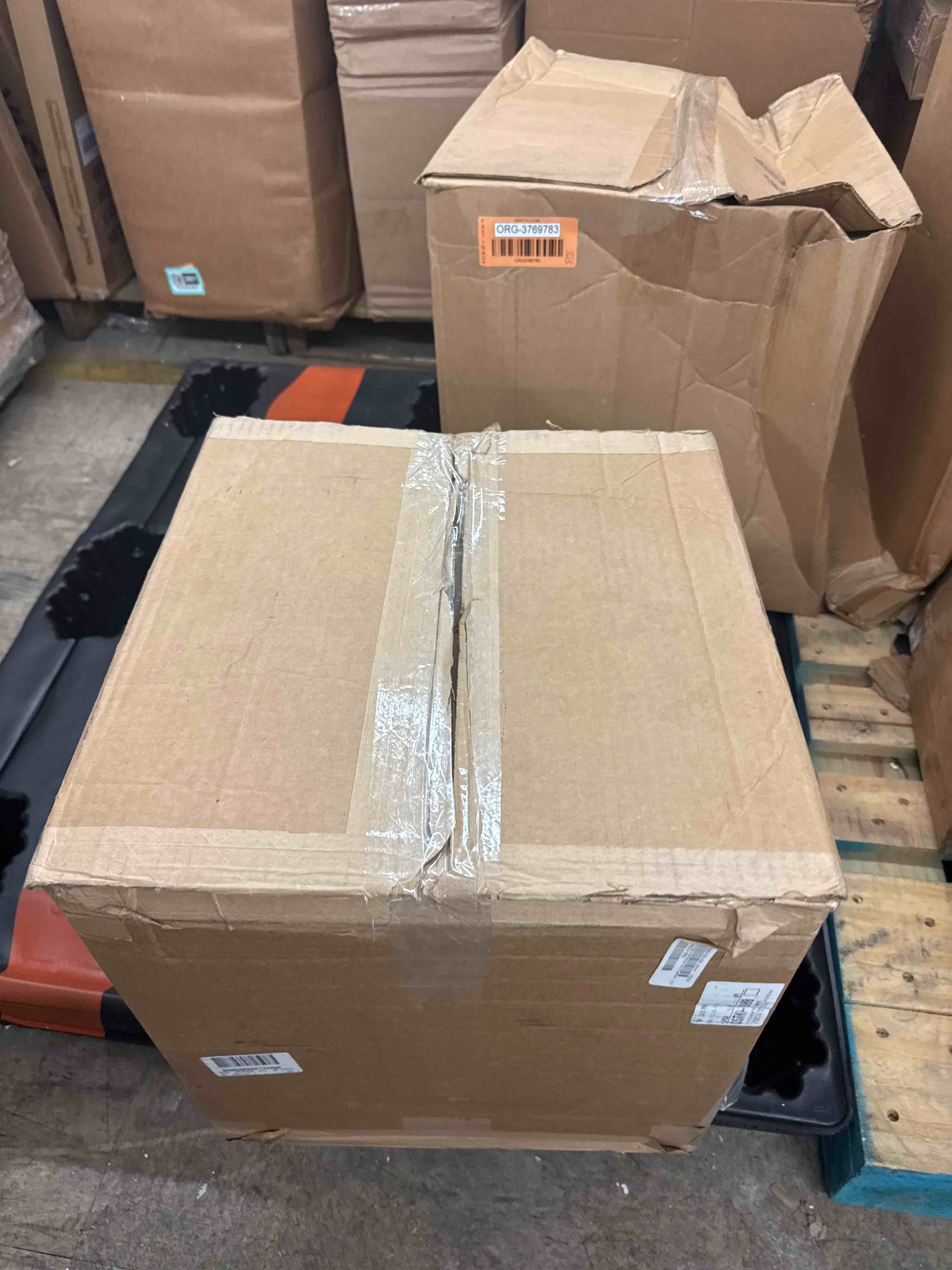 https://s3.amazonaws.com/lotting-images-prod/phillipi/ORG3769784_1732559072964.jpeg