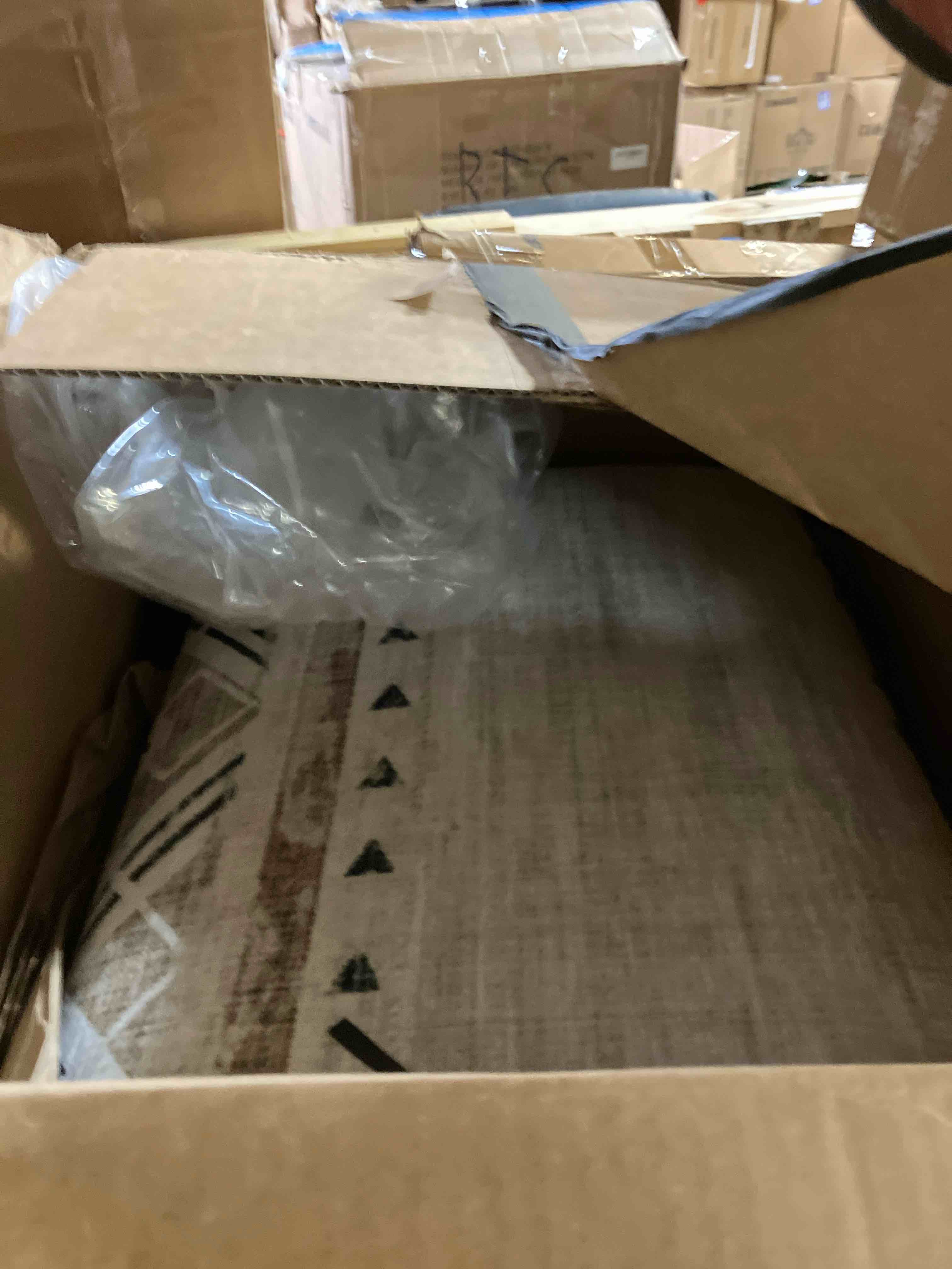 https://s3.amazonaws.com/lotting-images-prod/phillipi/ORG3773933_1734111109390.jpeg