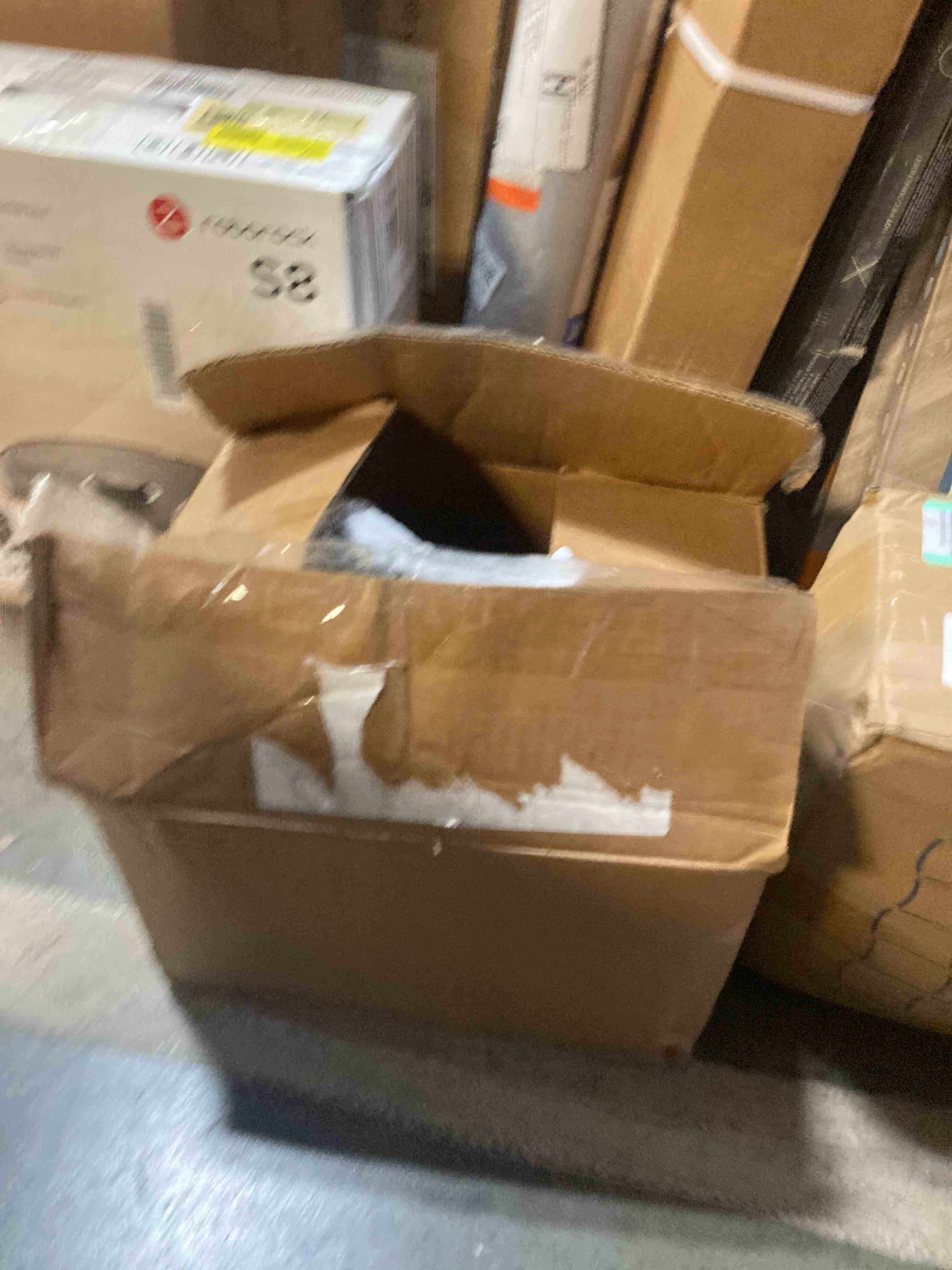 https://s3.amazonaws.com/lotting-images-prod/phillipi/ORG3775927_1734542112059.jpeg