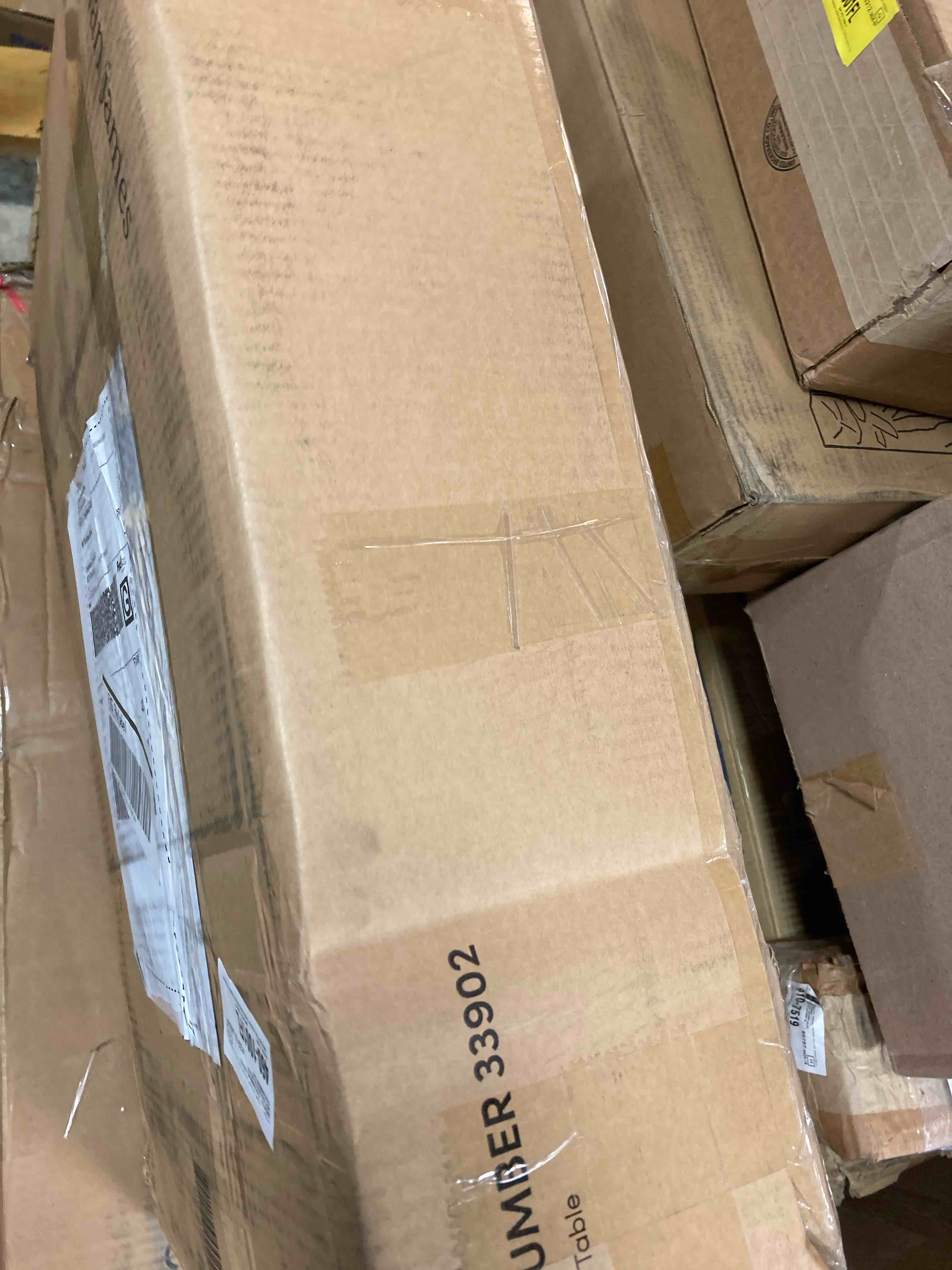 https://s3.amazonaws.com/lotting-images-prod/phillipi/ORG3870776_1712765585335.jpeg