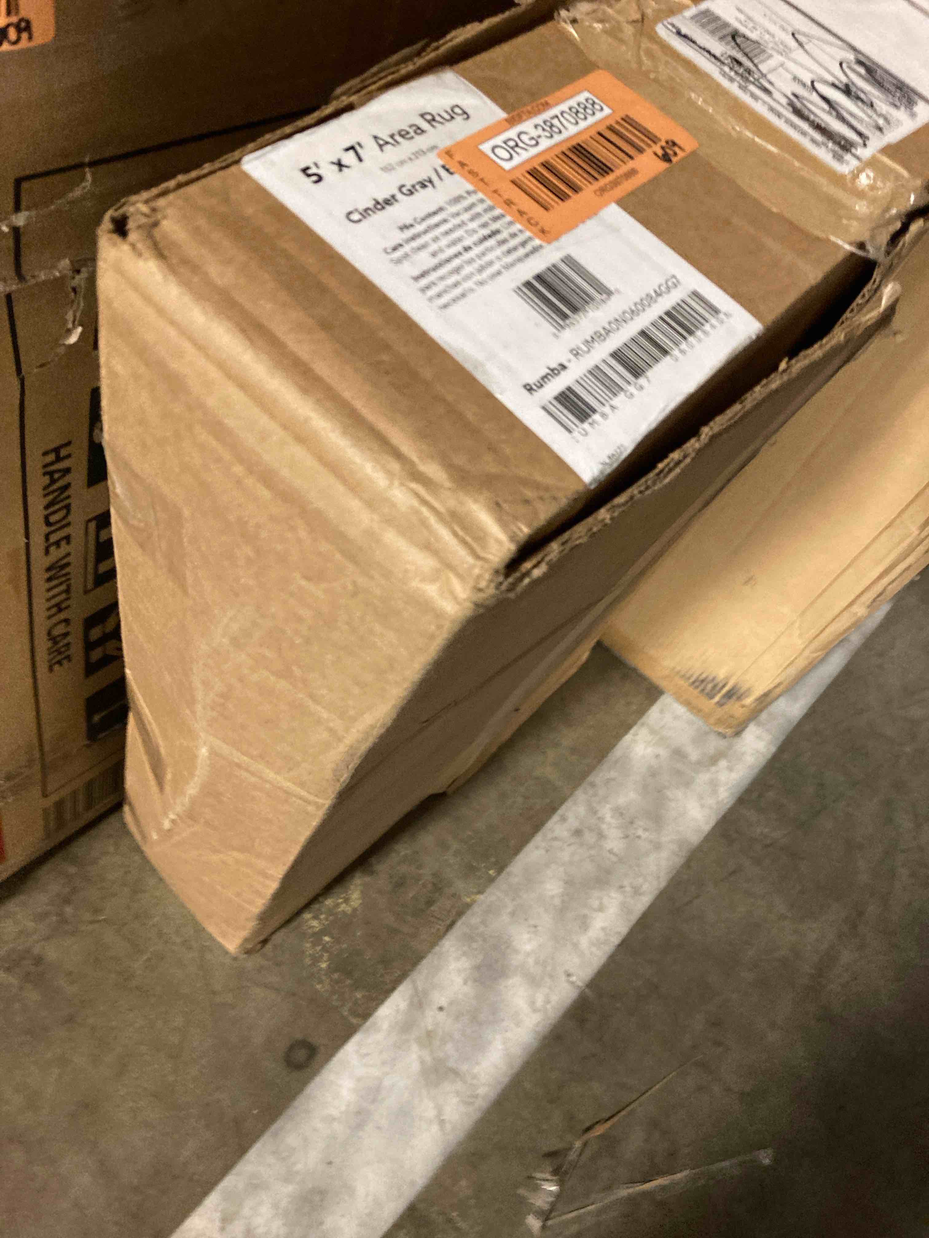 https://s3.amazonaws.com/lotting-images-prod/phillipi/ORG3870888_1713203919966.jpeg