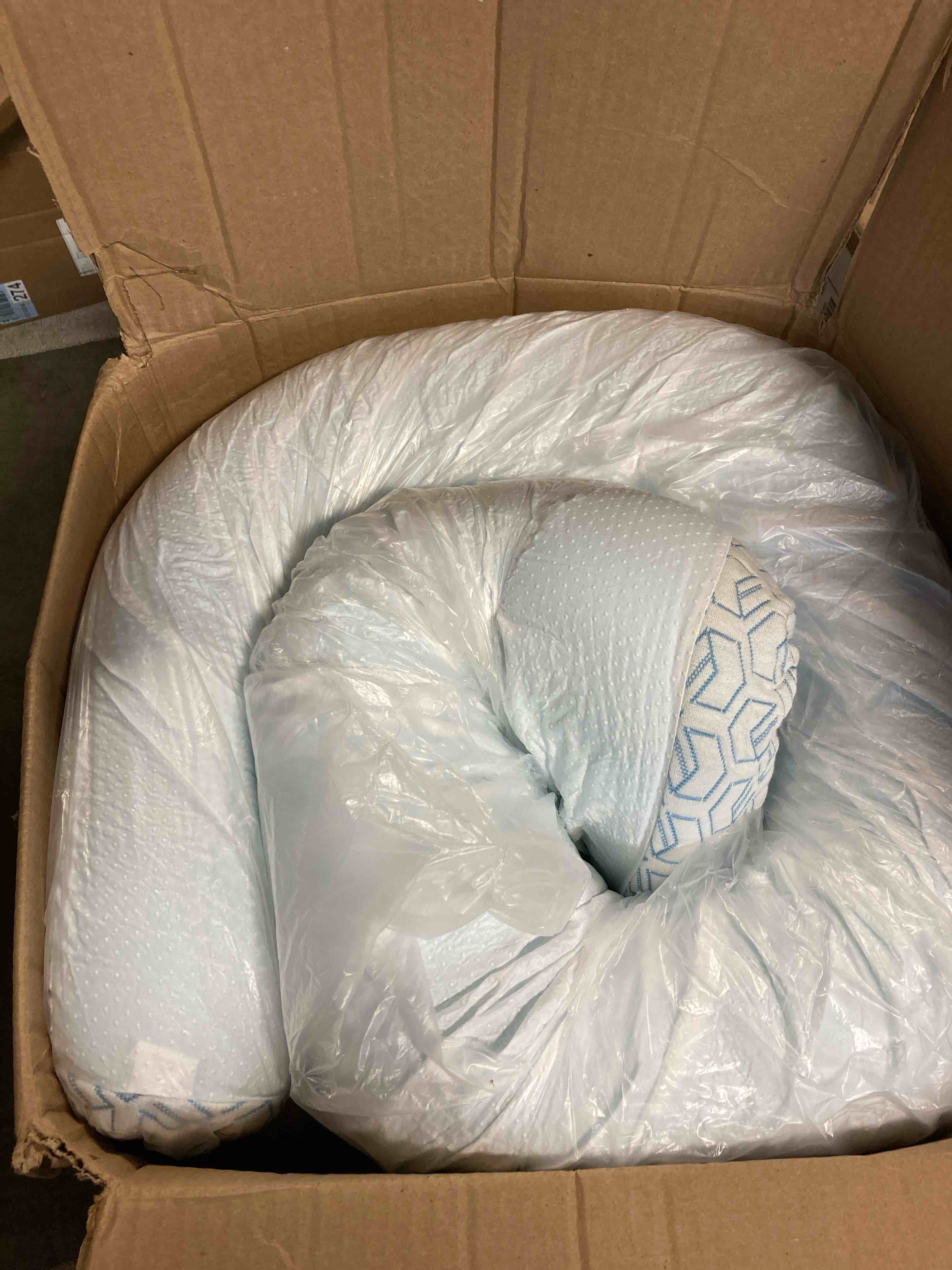 https://s3.amazonaws.com/lotting-images-prod/phillipi/ORG3871196_1715013967702.jpeg
