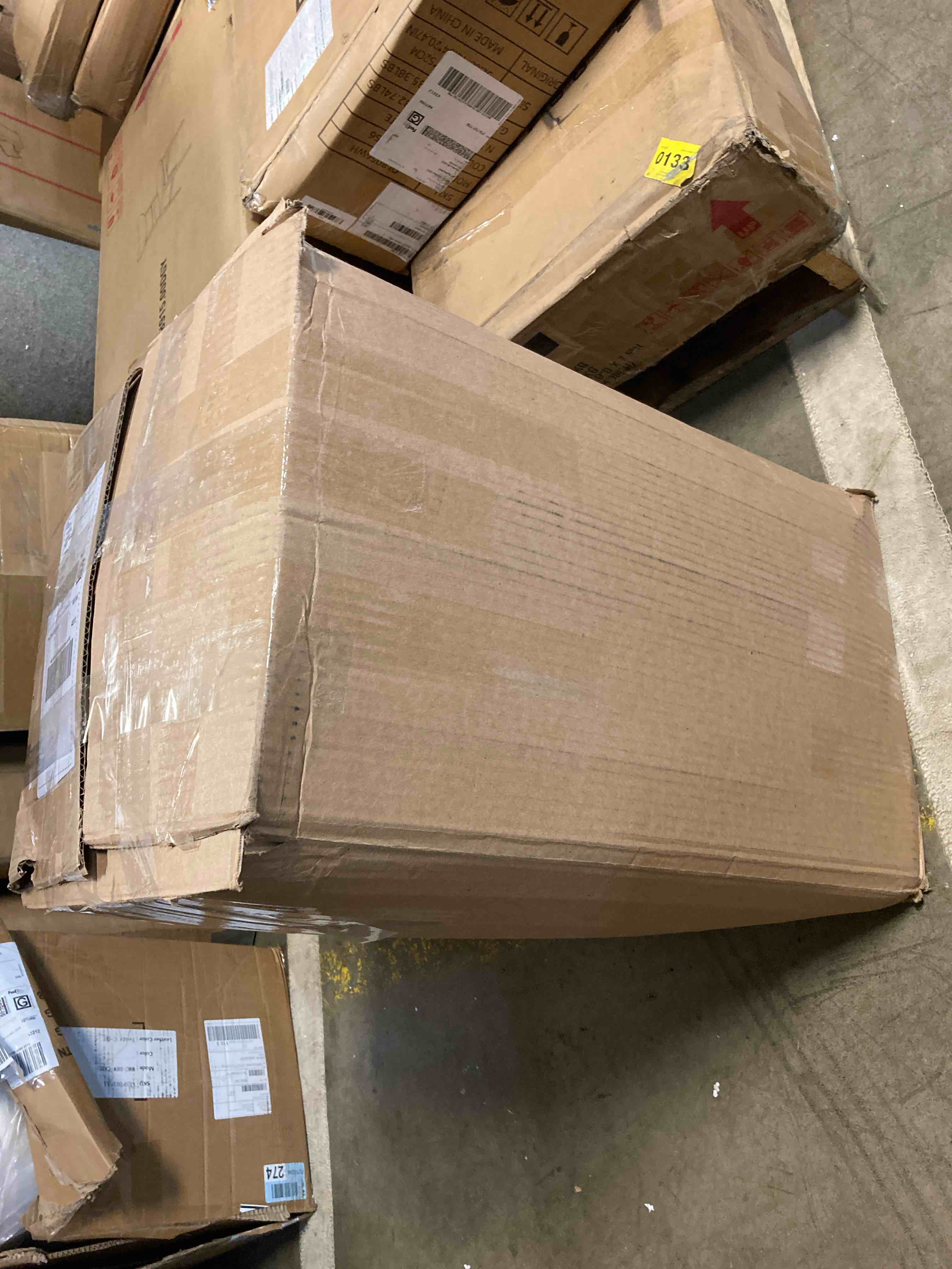 https://s3.amazonaws.com/lotting-images-prod/phillipi/ORG3871196_1715013993198.jpeg