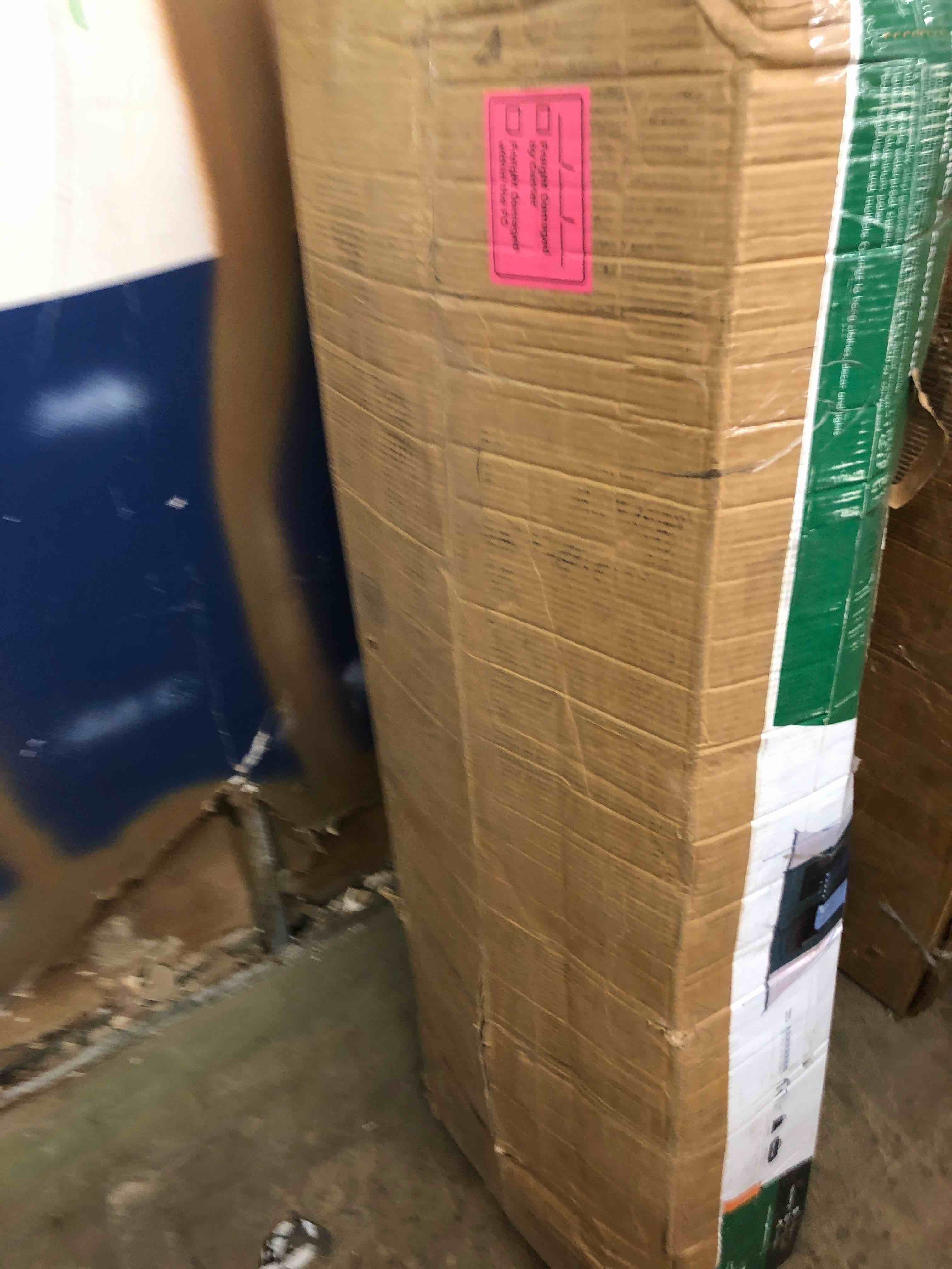 https://s3.amazonaws.com/lotting-images-prod/phillipi/ORG3896810_1717080711495.jpeg