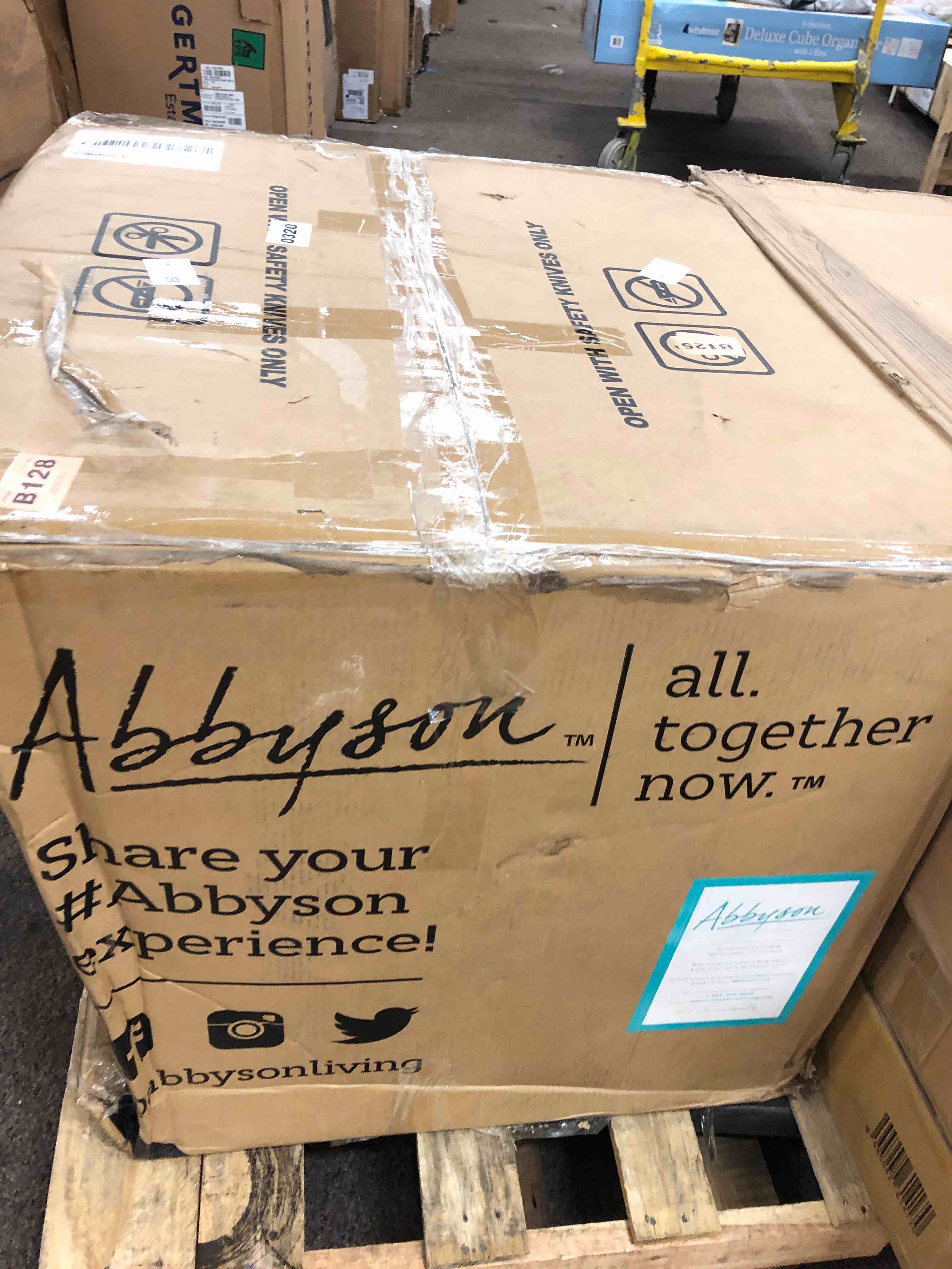https://s3.amazonaws.com/lotting-images-prod/phillipi/ORG4404574_1686834070487.jpeg