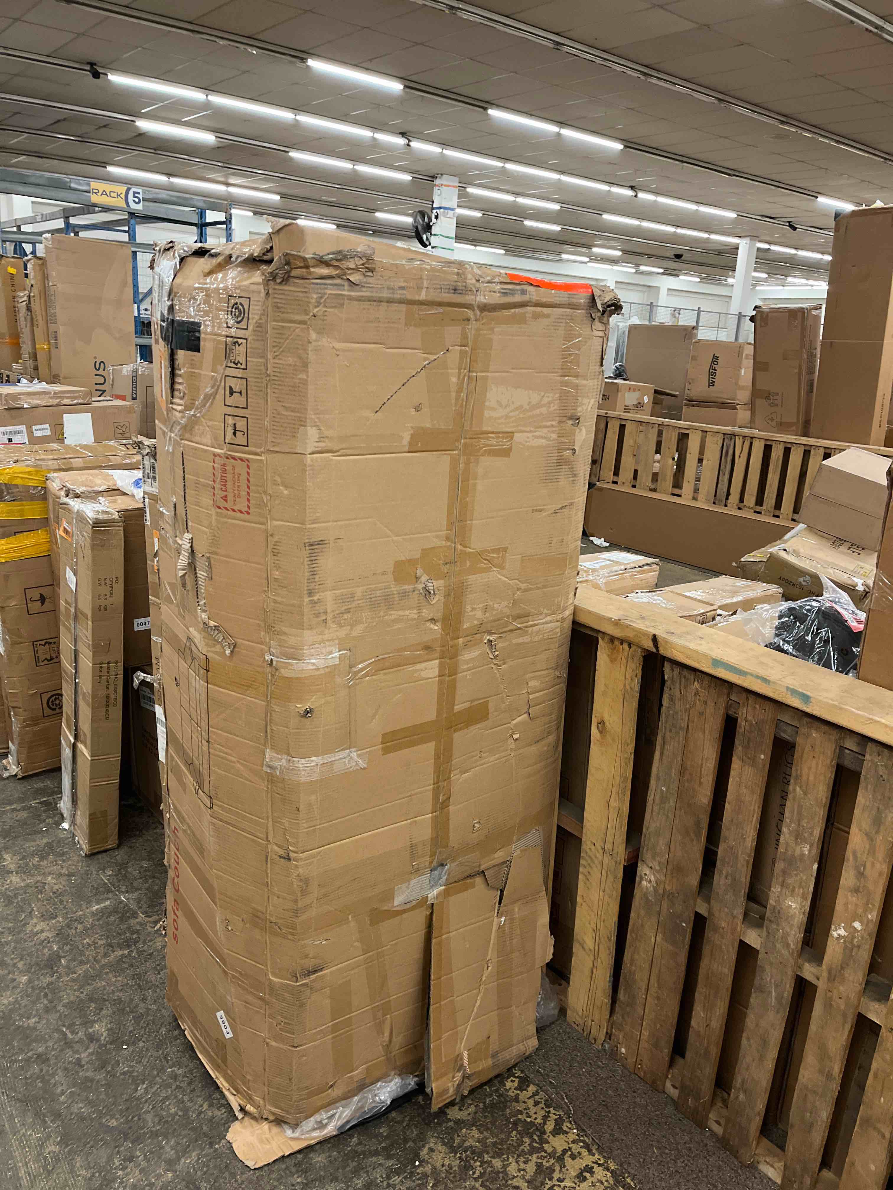 https://s3.amazonaws.com/lotting-images-prod/phillipi/ORG4460609_1736421999803.jpeg