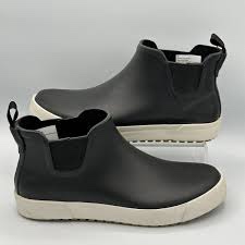 Women's Shirley Rain Boots - Universal Thread Black 8