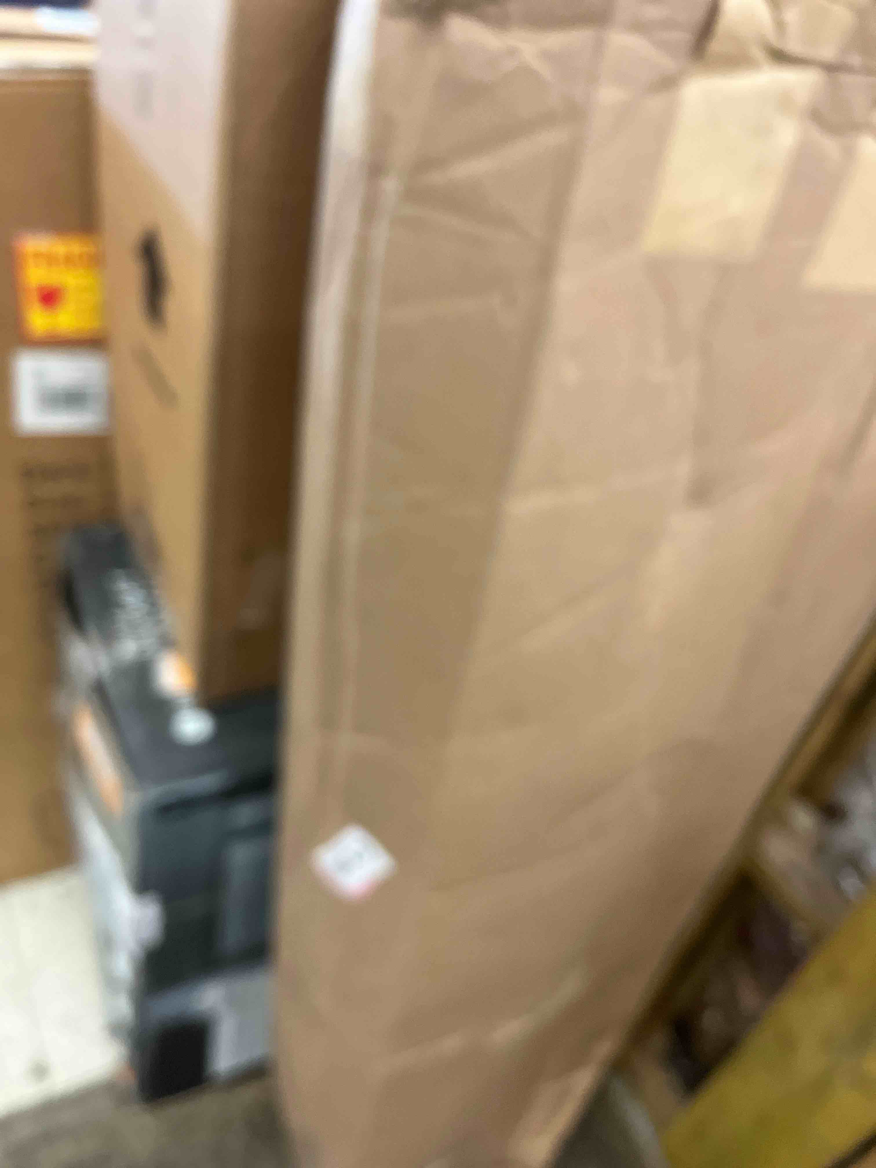 https://s3.amazonaws.com/lotting-images-prod/phillipi/ORG4461320_1737137139534.jpeg