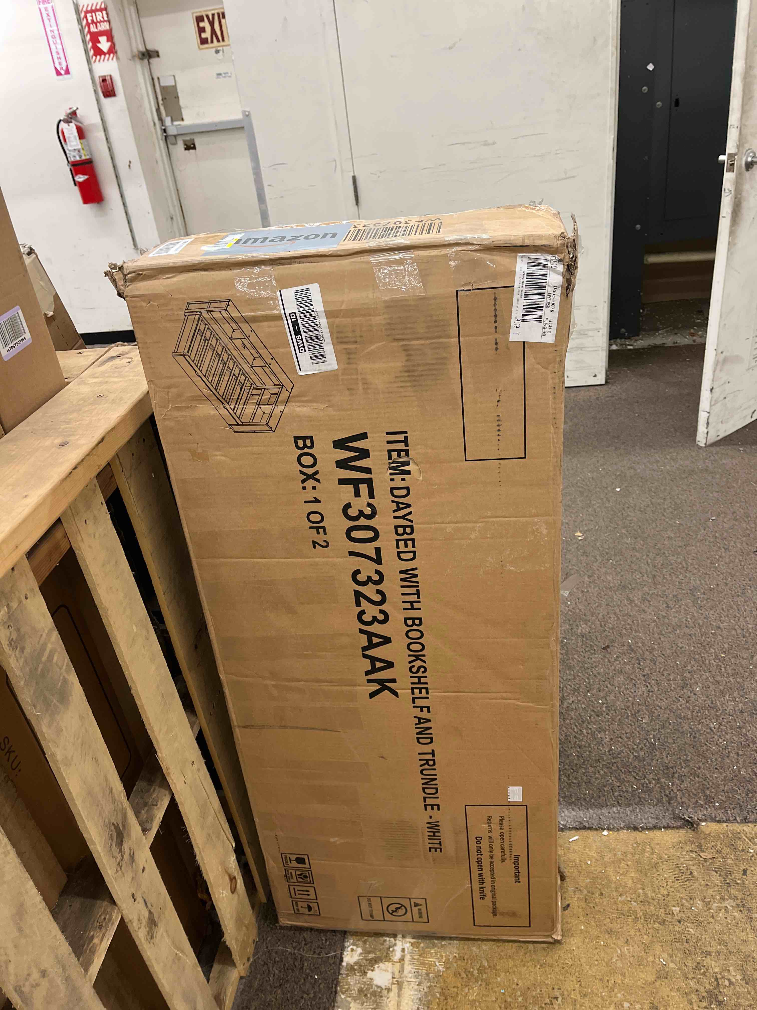 https://s3.amazonaws.com/lotting-images-prod/phillipi/ORG4463474_1733356345082.jpeg