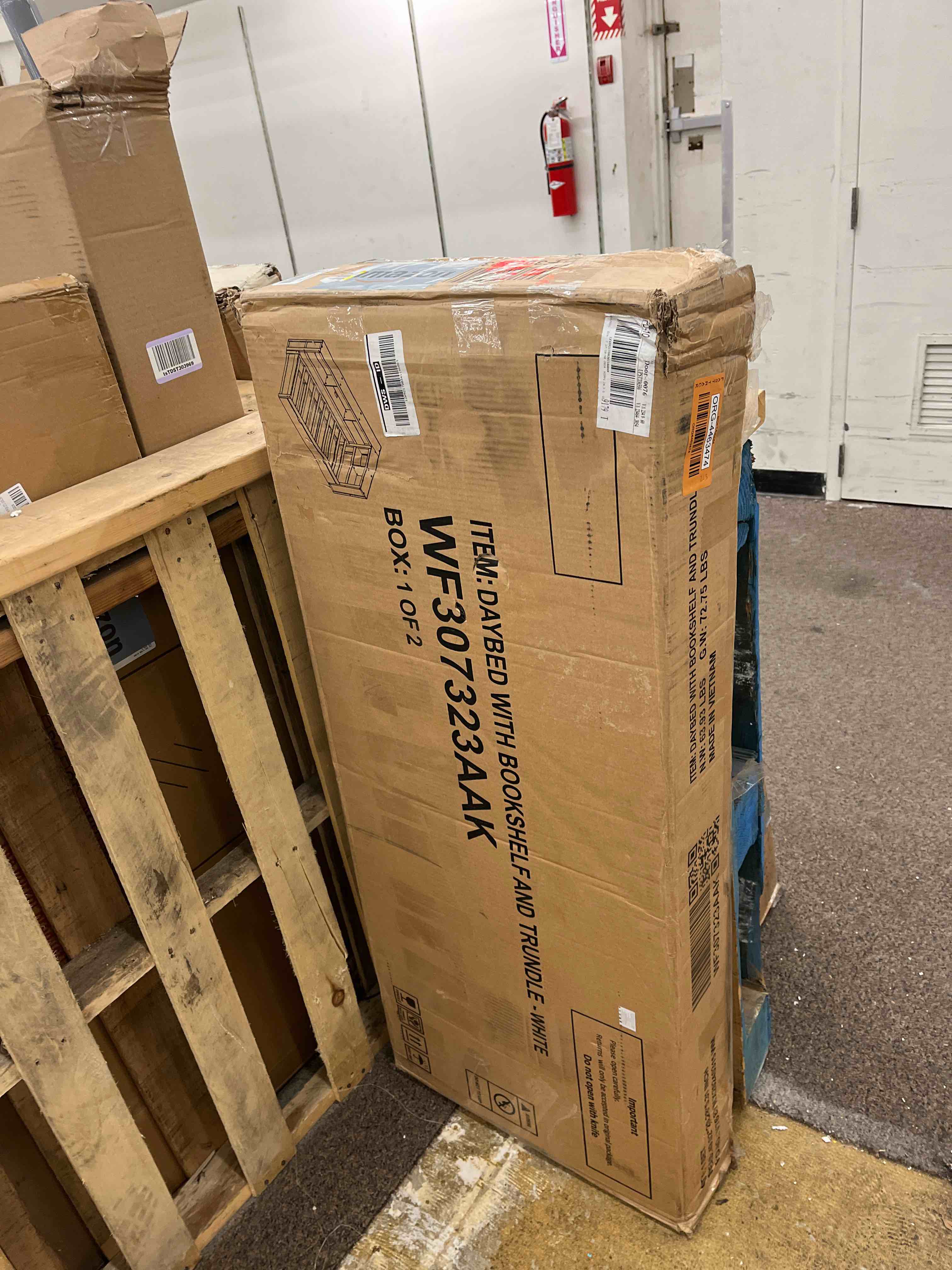 https://s3.amazonaws.com/lotting-images-prod/phillipi/ORG4463474_1733356347460.jpeg