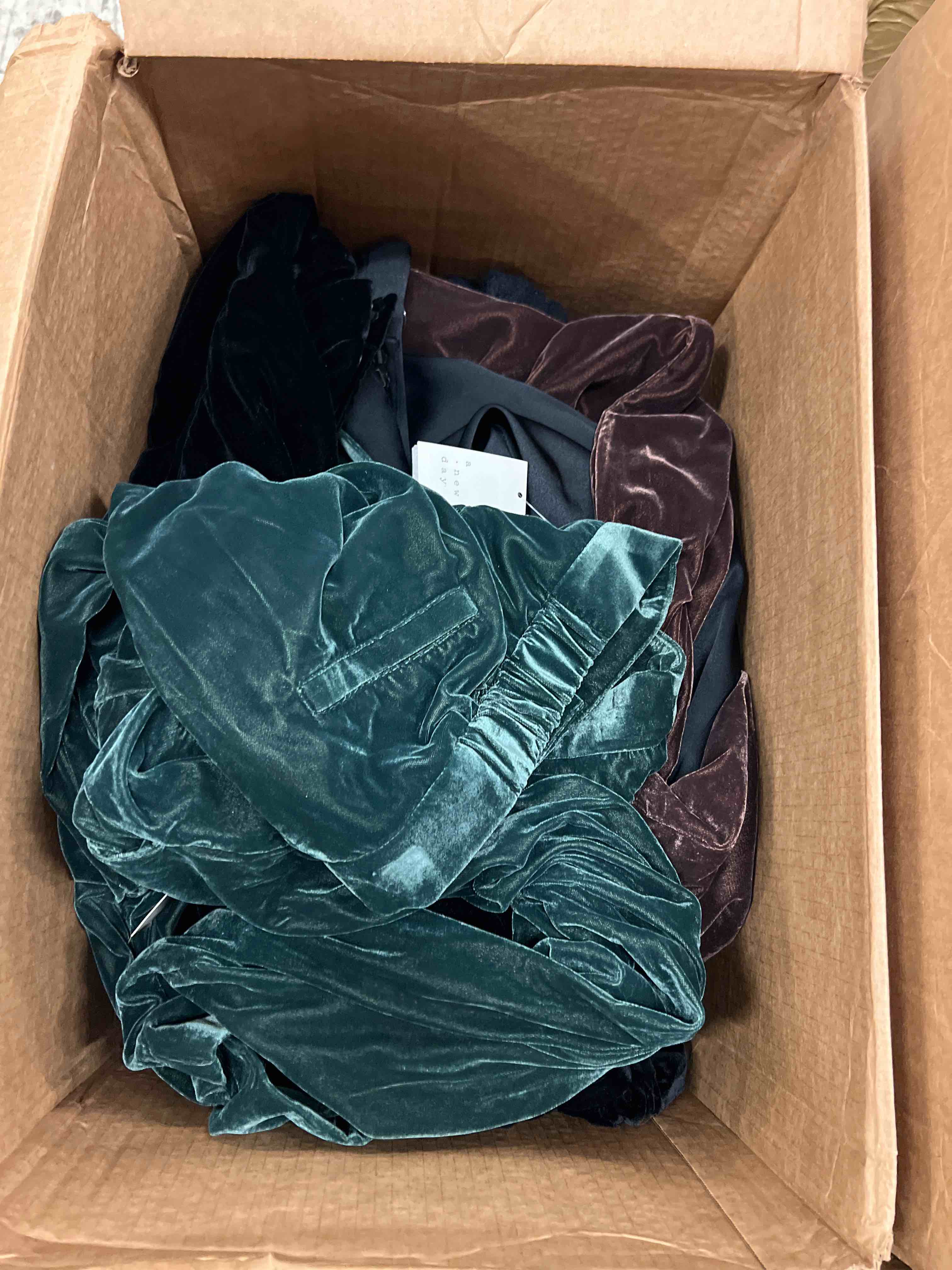 https://s3.amazonaws.com/lotting-images-prod/phillipi/ORG4466899_1758651055323.jpeg