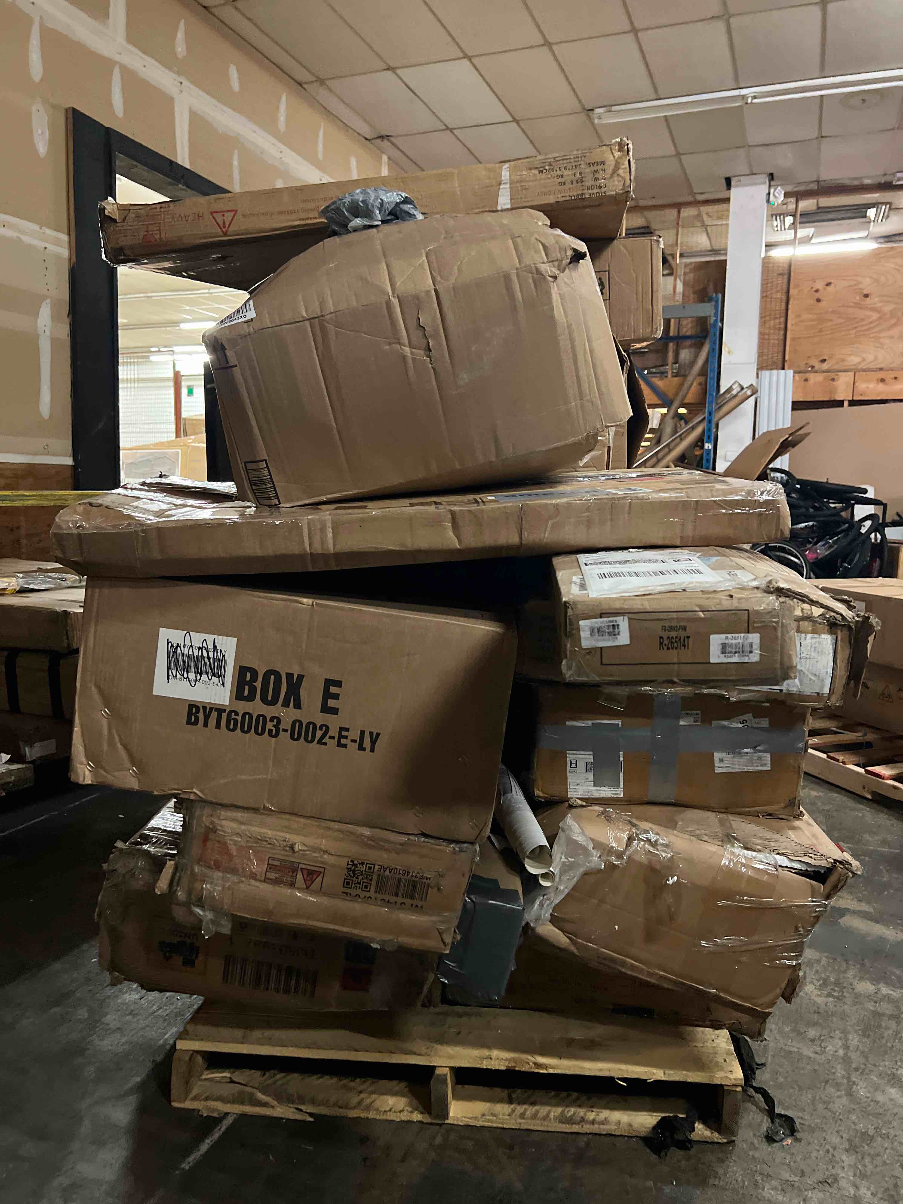 https://s3.amazonaws.com/lotting-images-prod/phillipi/ORG4466921_1759340895681.jpeg