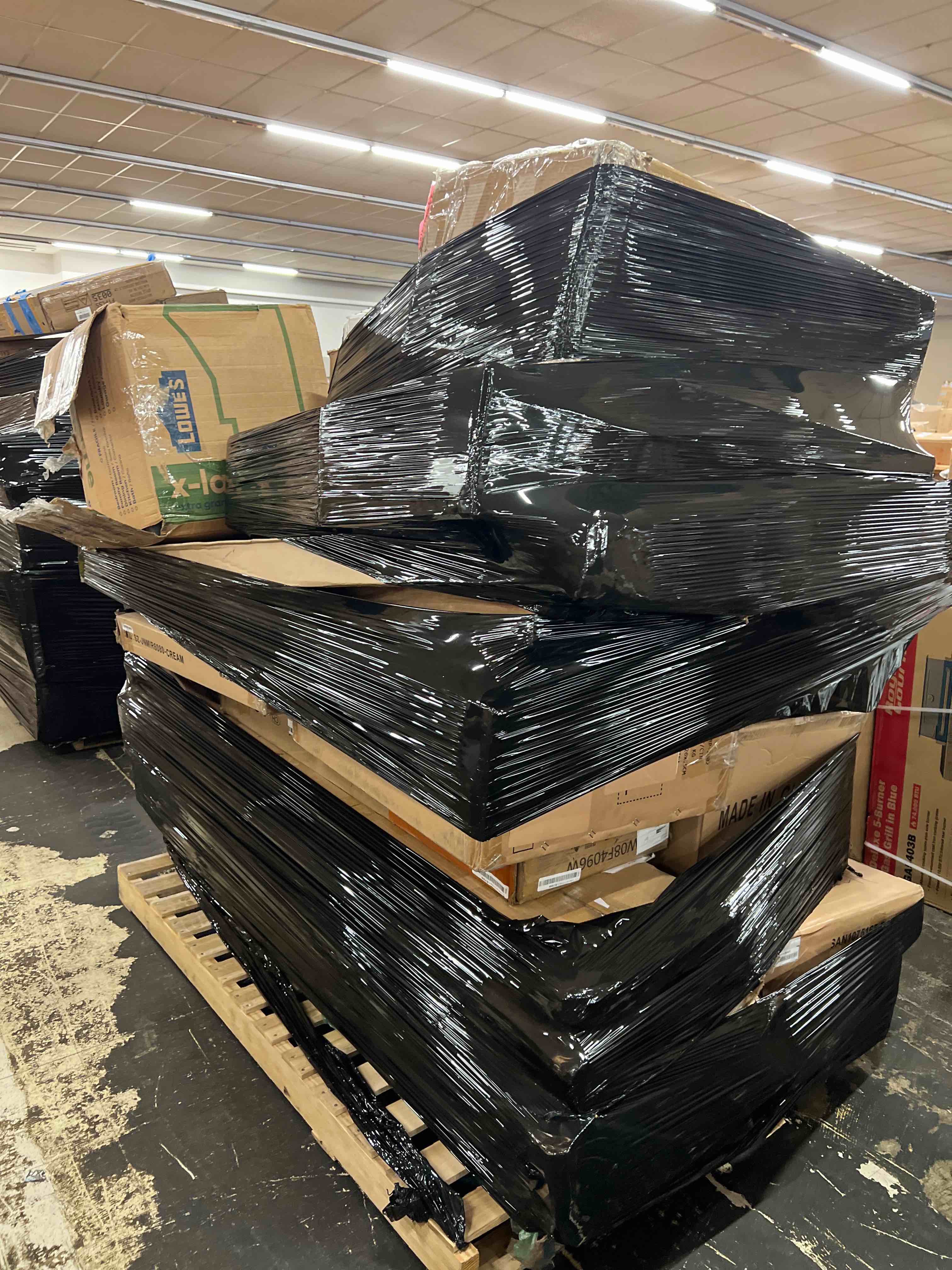 https://s3.amazonaws.com/lotting-images-prod/phillipi/ORG4467177_1783359800195.jpeg