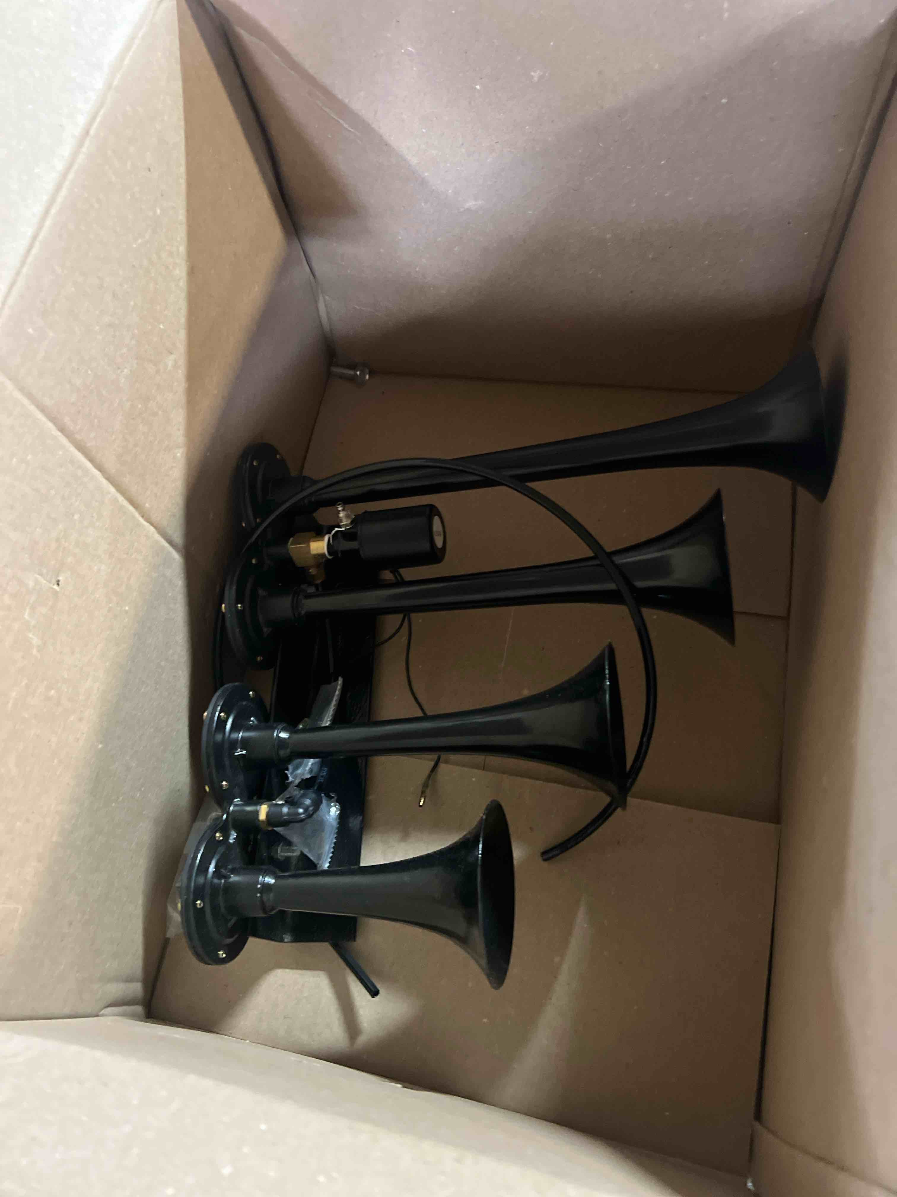 https://s3.amazonaws.com/lotting-images-prod/phillipi/ORG4688697_1720638434006.jpeg