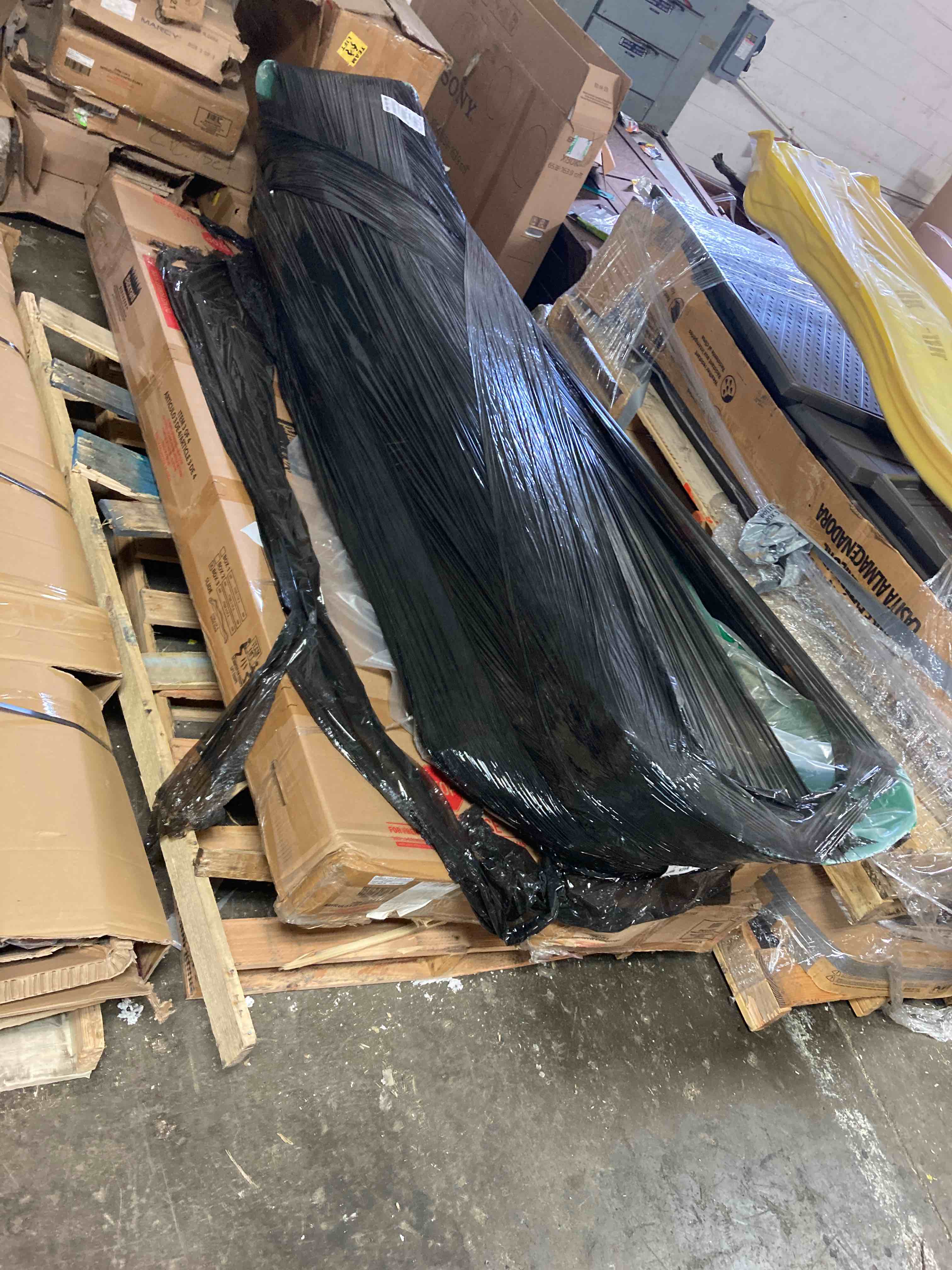 https://s3.amazonaws.com/lotting-images-prod/phillipi/ORG4717484_1688574176851.jpeg