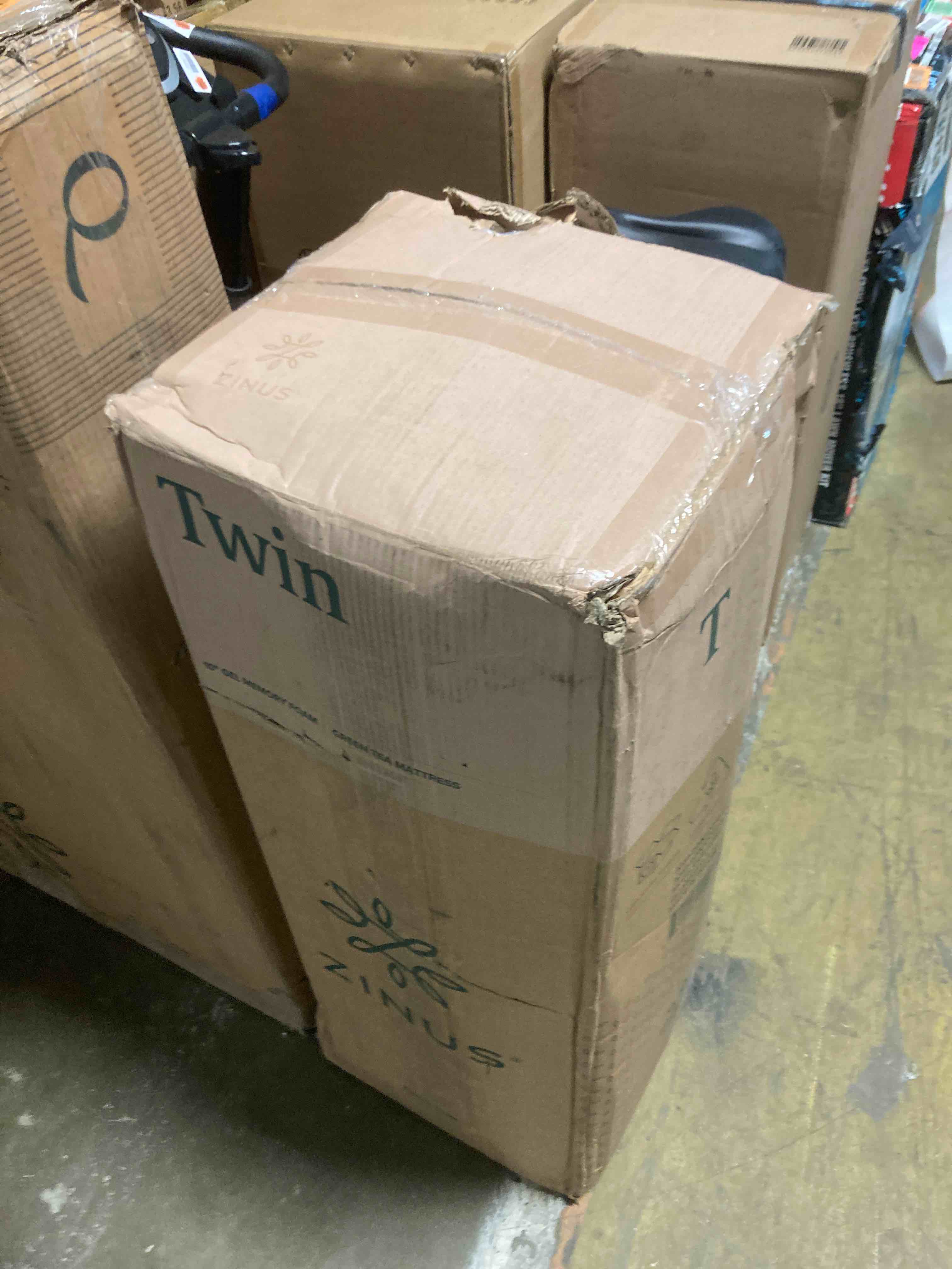 https://s3.amazonaws.com/lotting-images-prod/phillipi/ORG4718171_1683664046273.jpeg