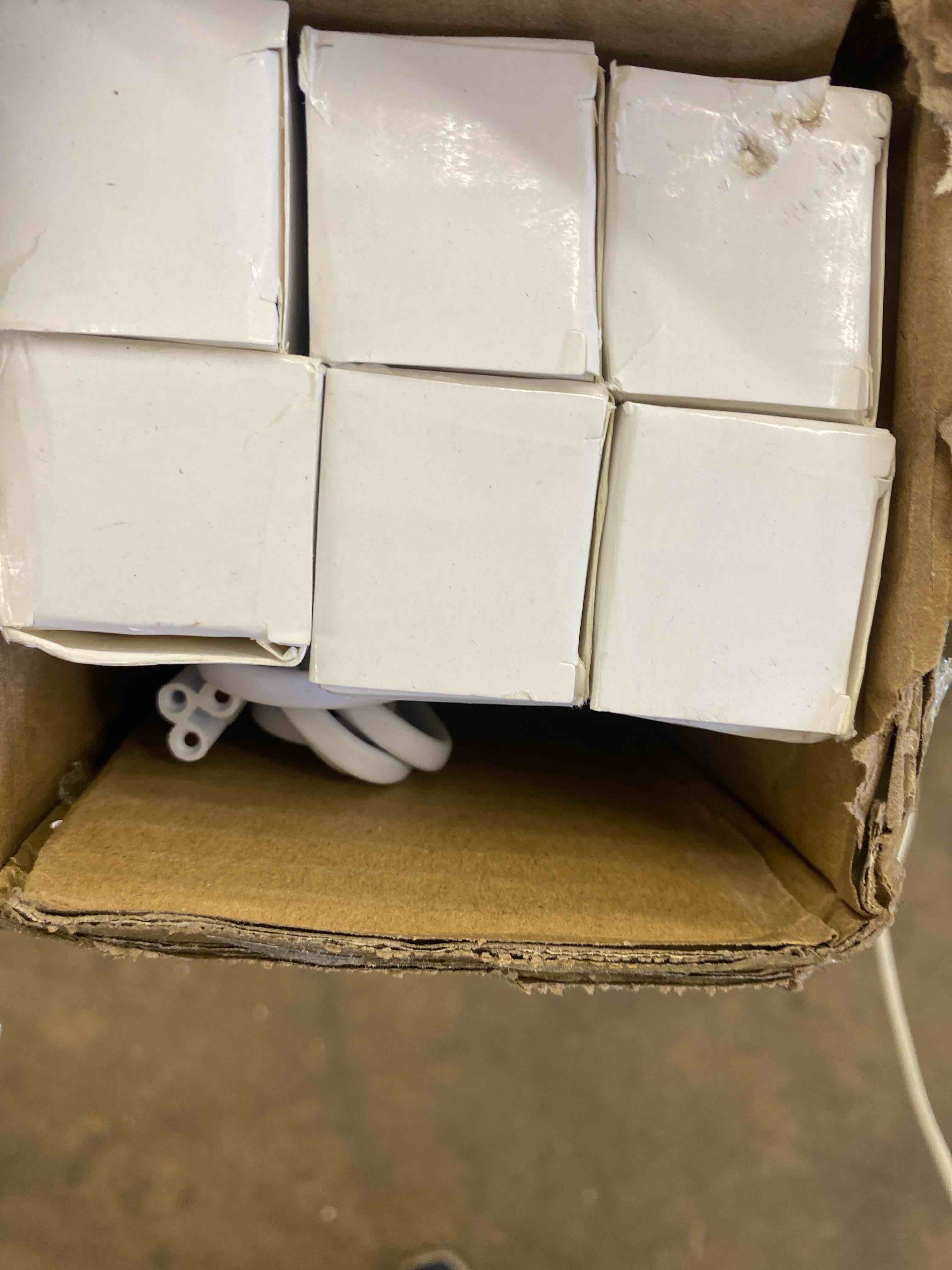 https://s3.amazonaws.com/lotting-images-prod/phillipi/ORG4880158_1708106491294.jpeg