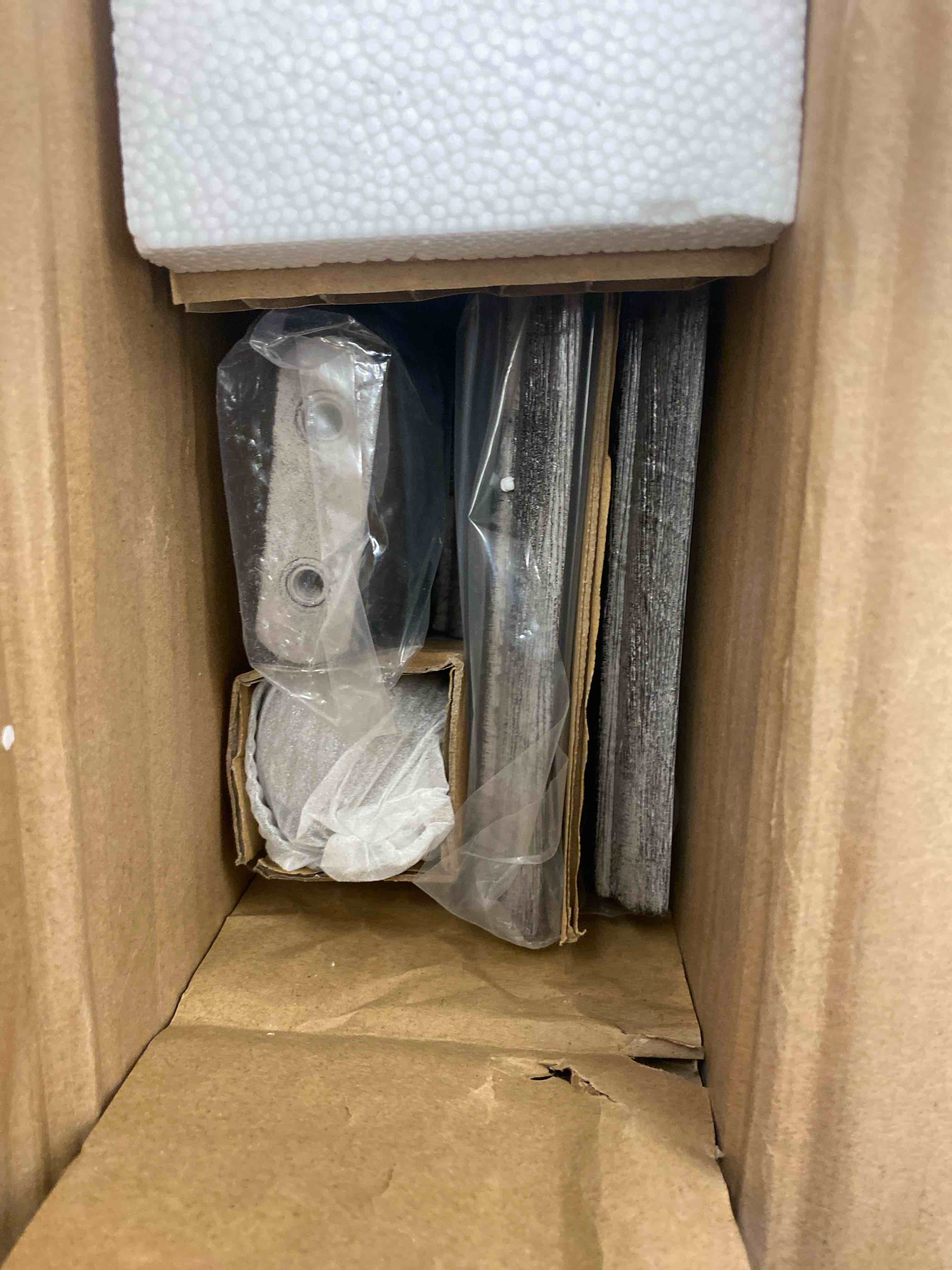 https://s3.amazonaws.com/lotting-images-prod/phillipi/ORG4880171_1708110296814.jpeg