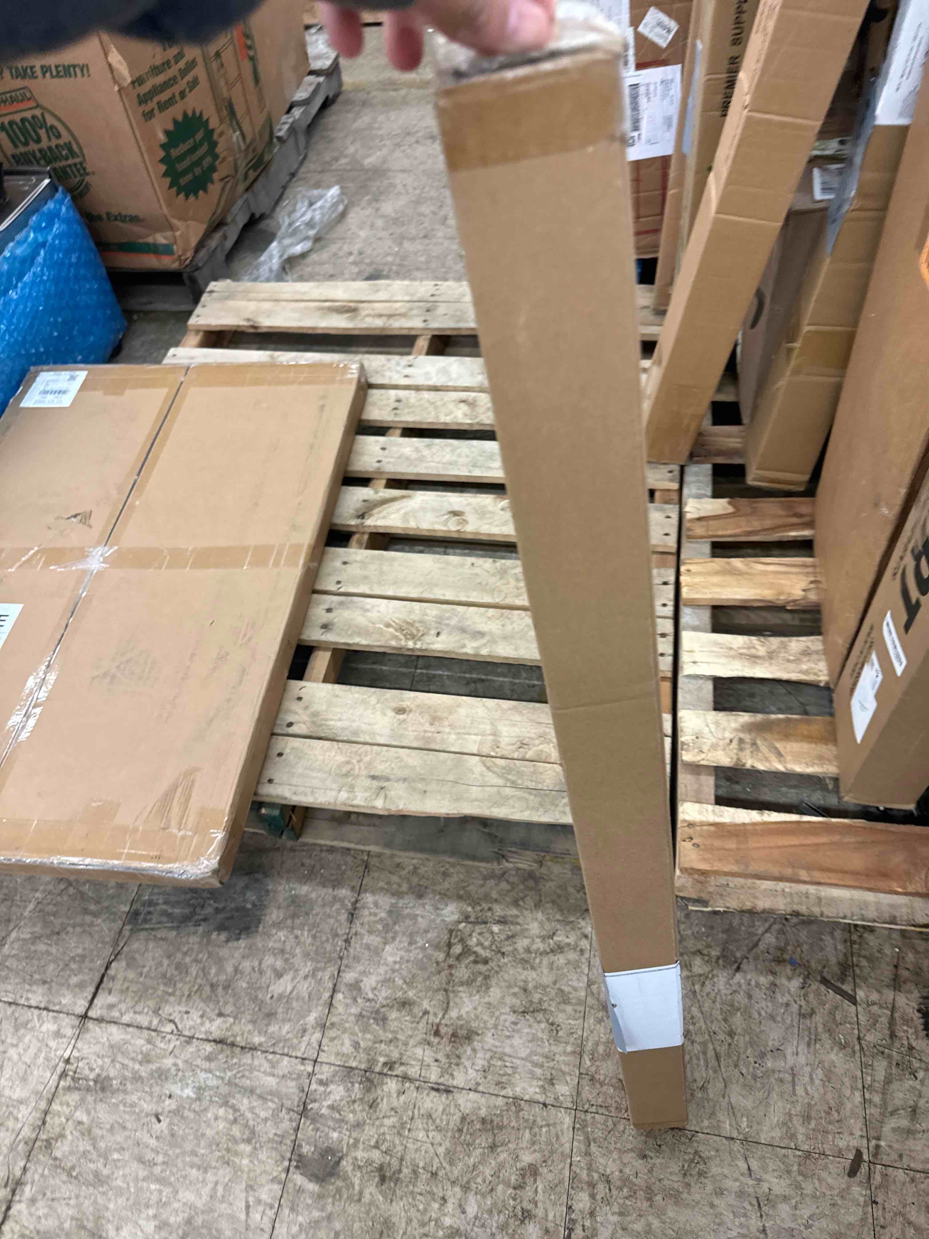https://s3.amazonaws.com/lotting-images-prod/phillipi/ORG4881282_1709920410151.jpeg