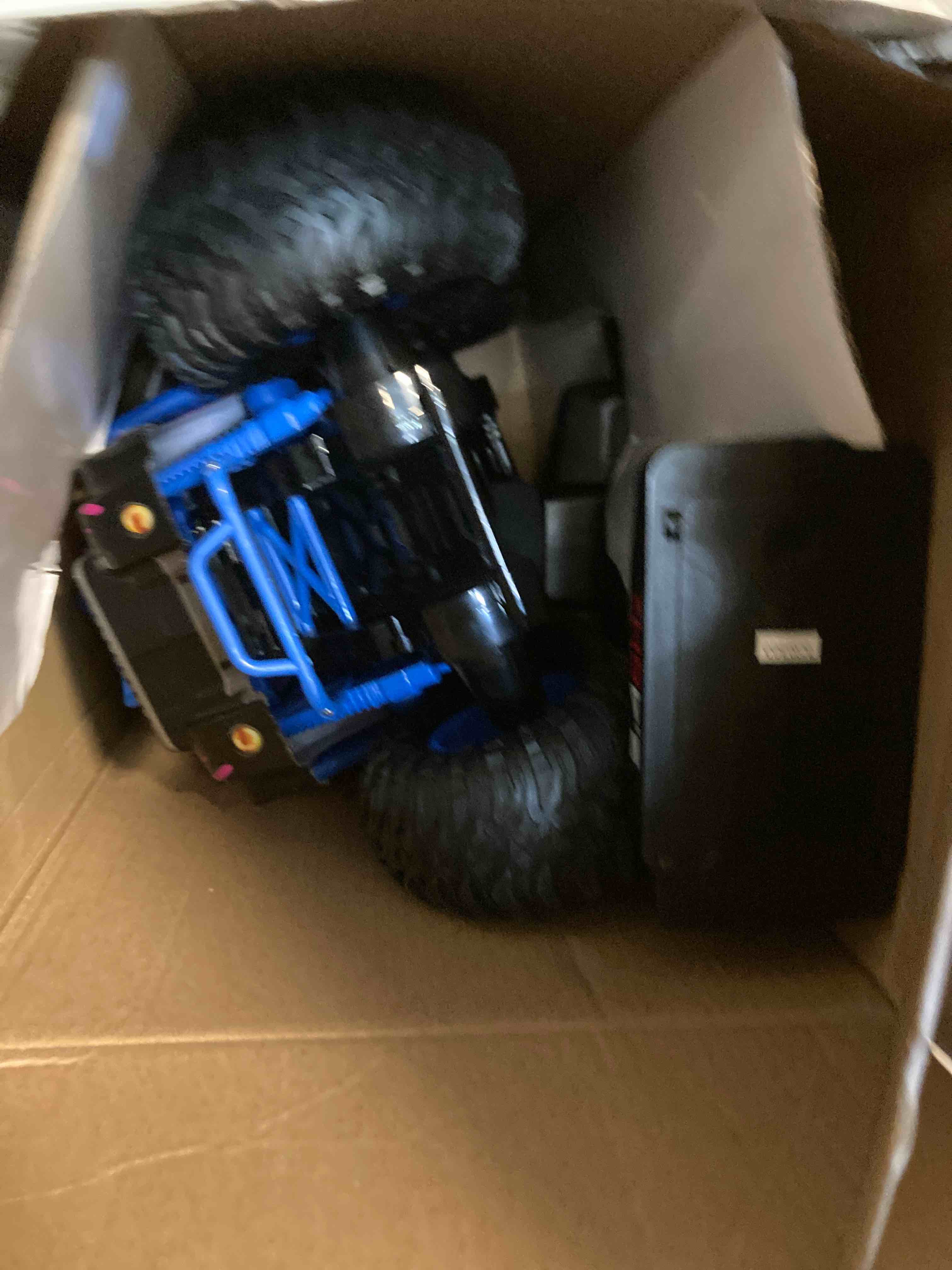 https://s3.amazonaws.com/lotting-images-prod/phillipi/ORG4884628_1708370707454.jpeg