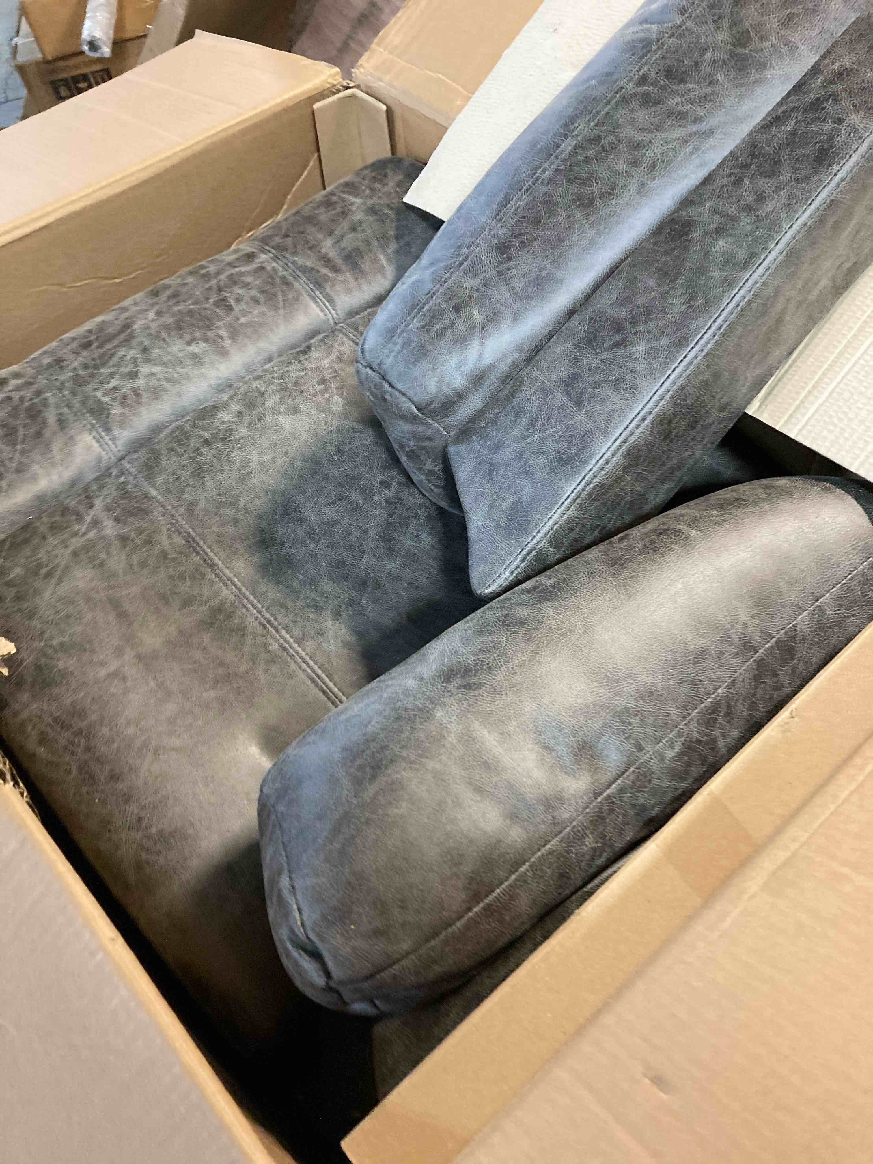 https://s3.amazonaws.com/lotting-images-prod/phillipi/ORG4886078_1712593386016.jpeg