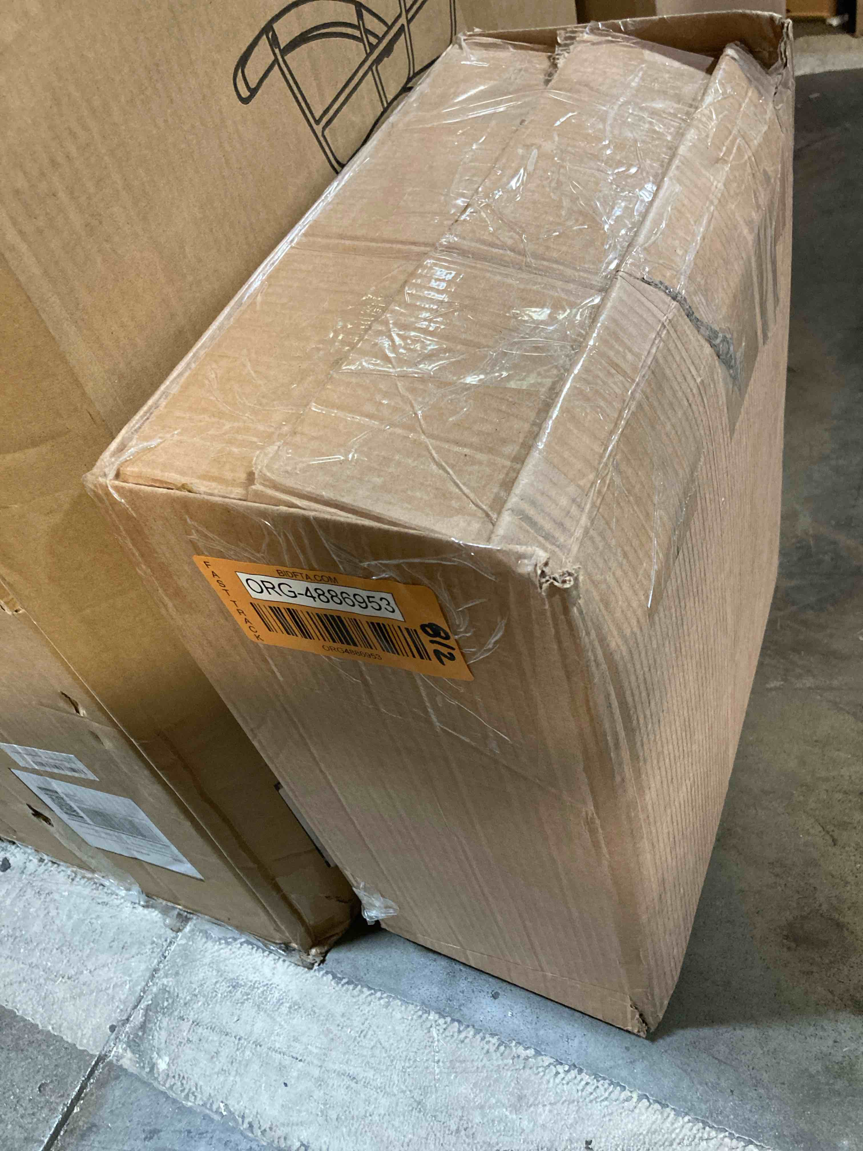 https://s3.amazonaws.com/lotting-images-prod/phillipi/ORG4886953_1715964575478.jpeg