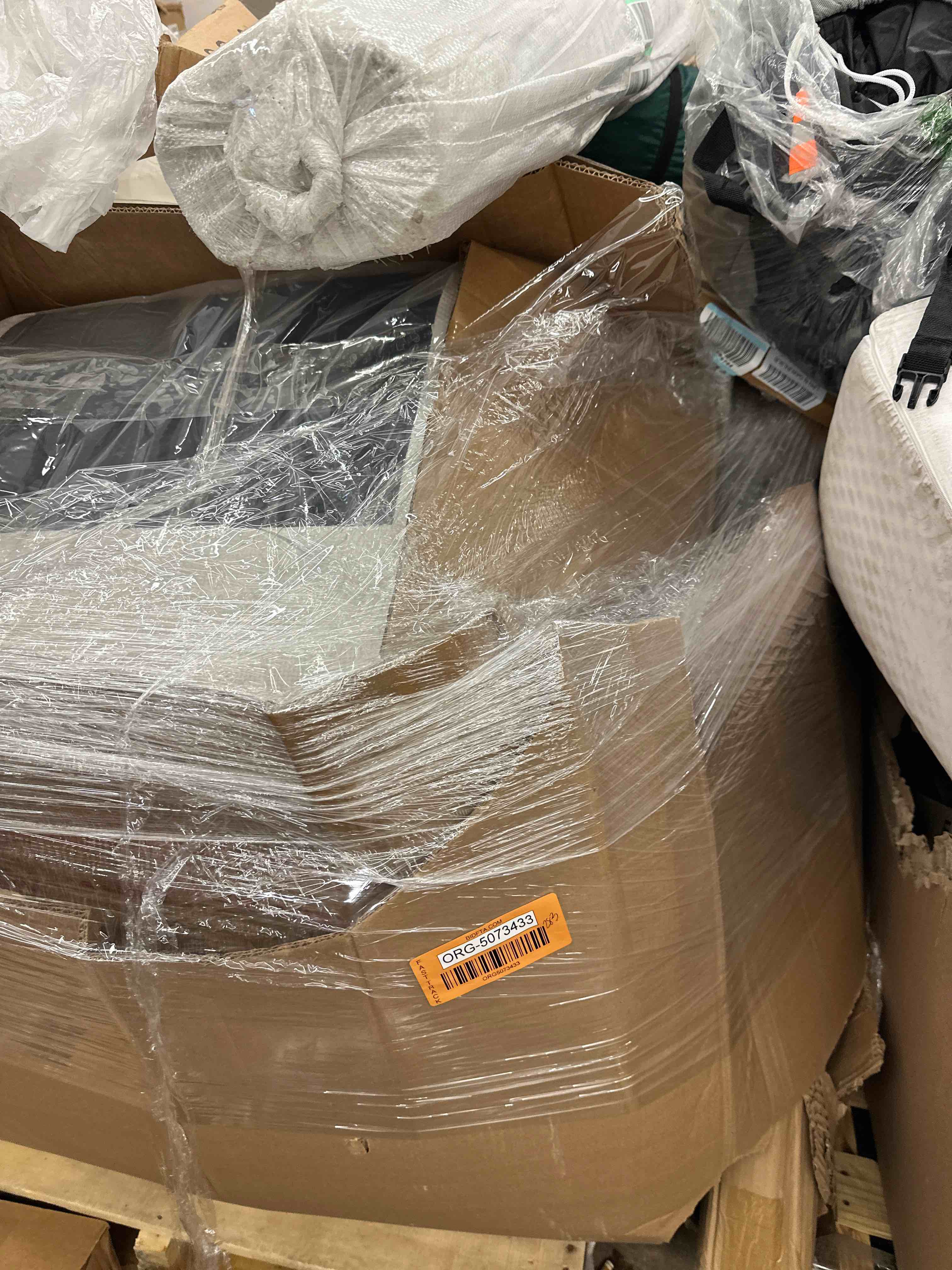 https://s3.amazonaws.com/lotting-images-prod/phillipi/ORG5073433_1731696566391.jpeg