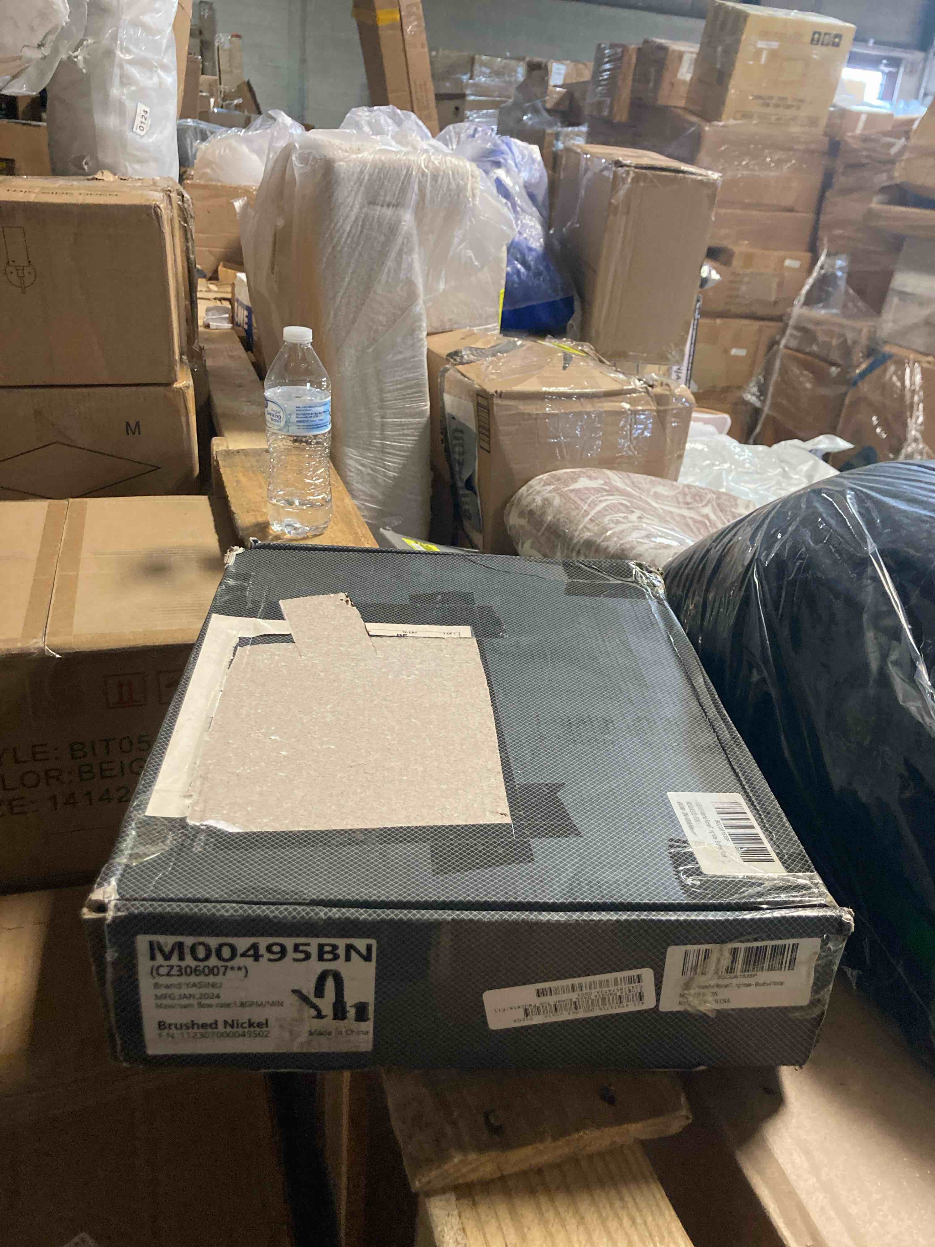 Brass Roman Tub Faucet with Sprayer, Deck Mount Bathtub Faucet with