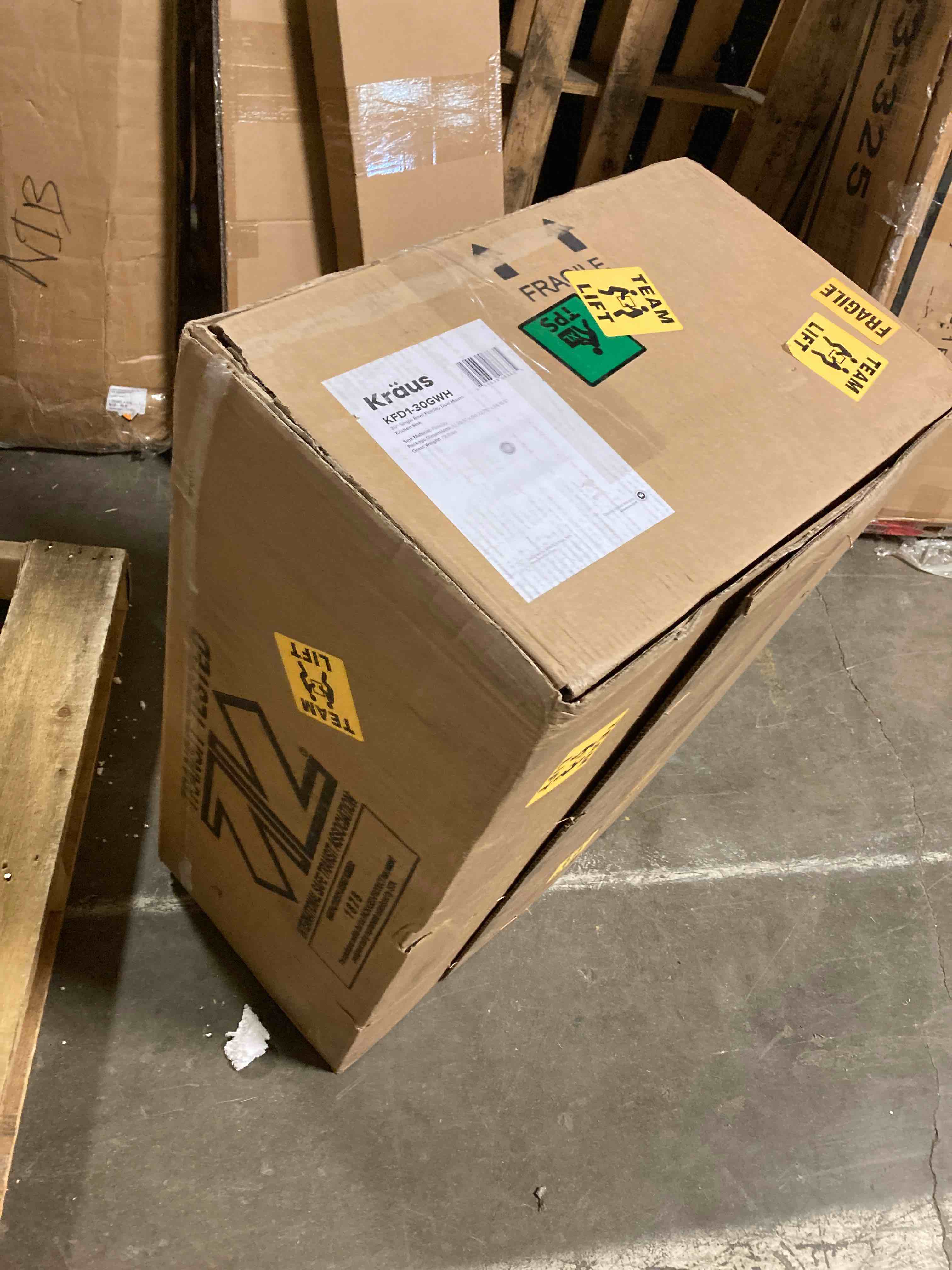 https://s3.amazonaws.com/lotting-images-prod/phillipi/ORG5078995_1707320389384.jpeg