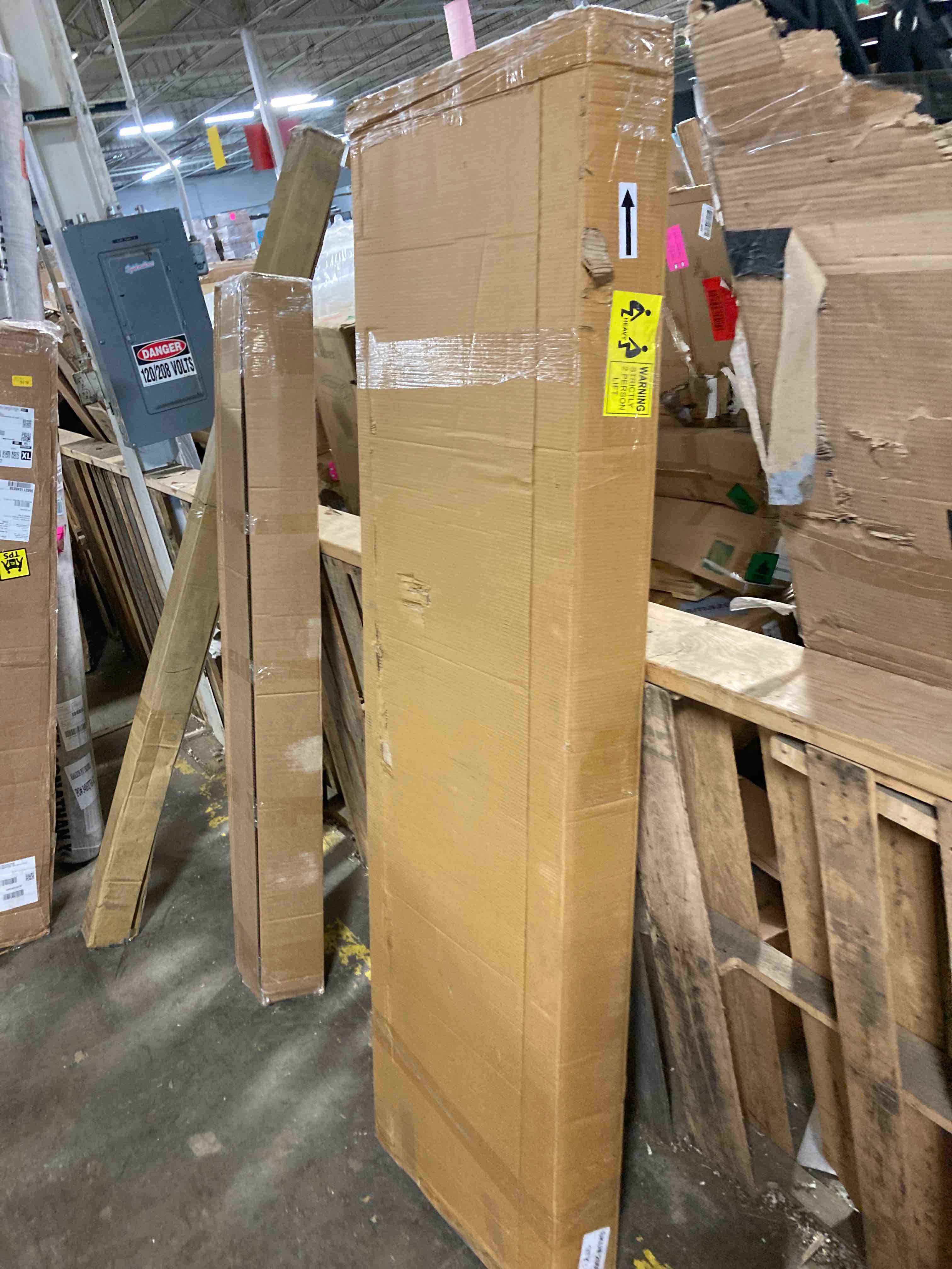 https://s3.amazonaws.com/lotting-images-prod/phillipi/ORG5079004_1707323667490.jpeg