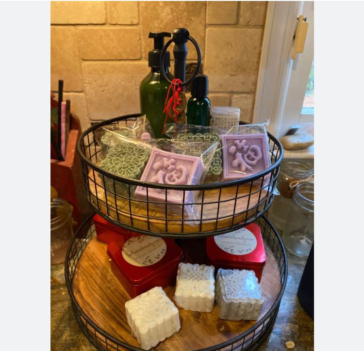 2 Tier Fruit Basket / Bowl | Color: Black