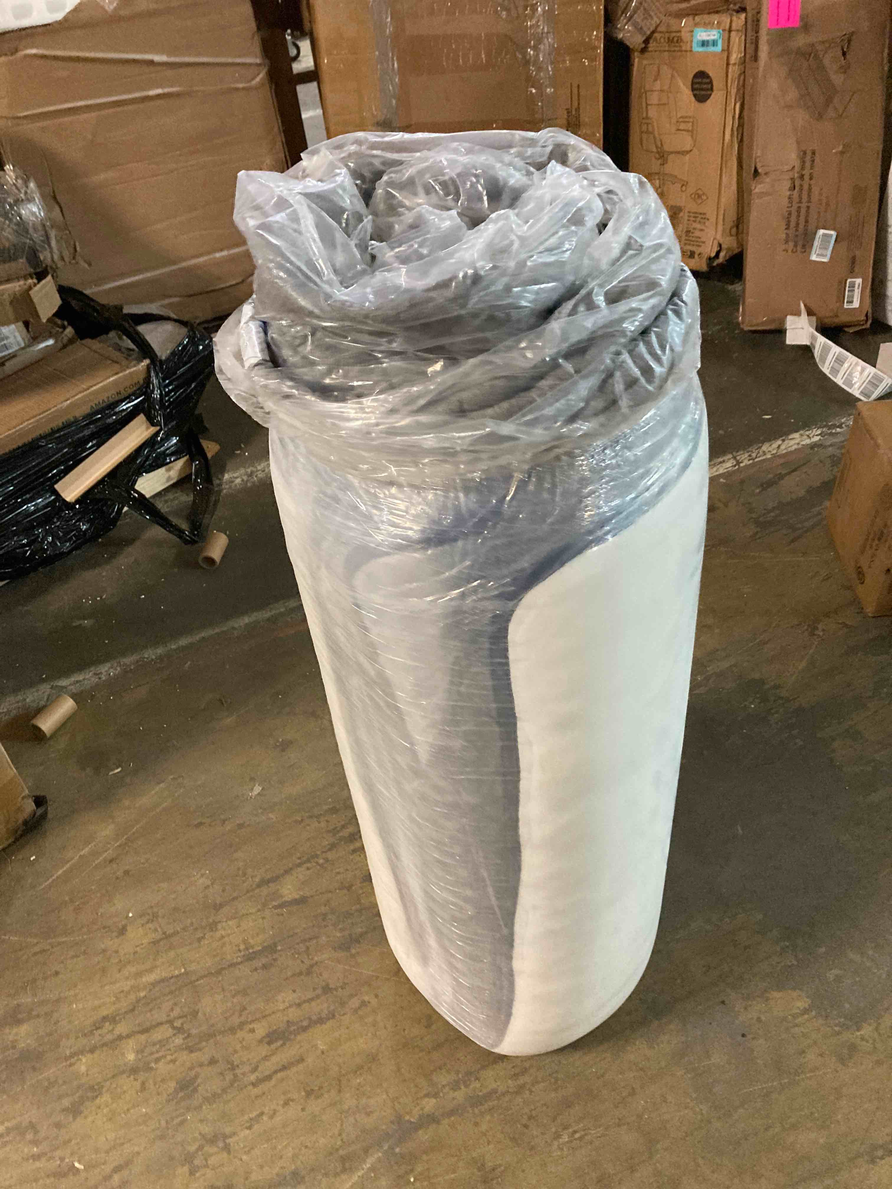 AmazonBasics Premium Hybrid Mattress Medium Feel Memory Foam Motion Isolation Springs 12