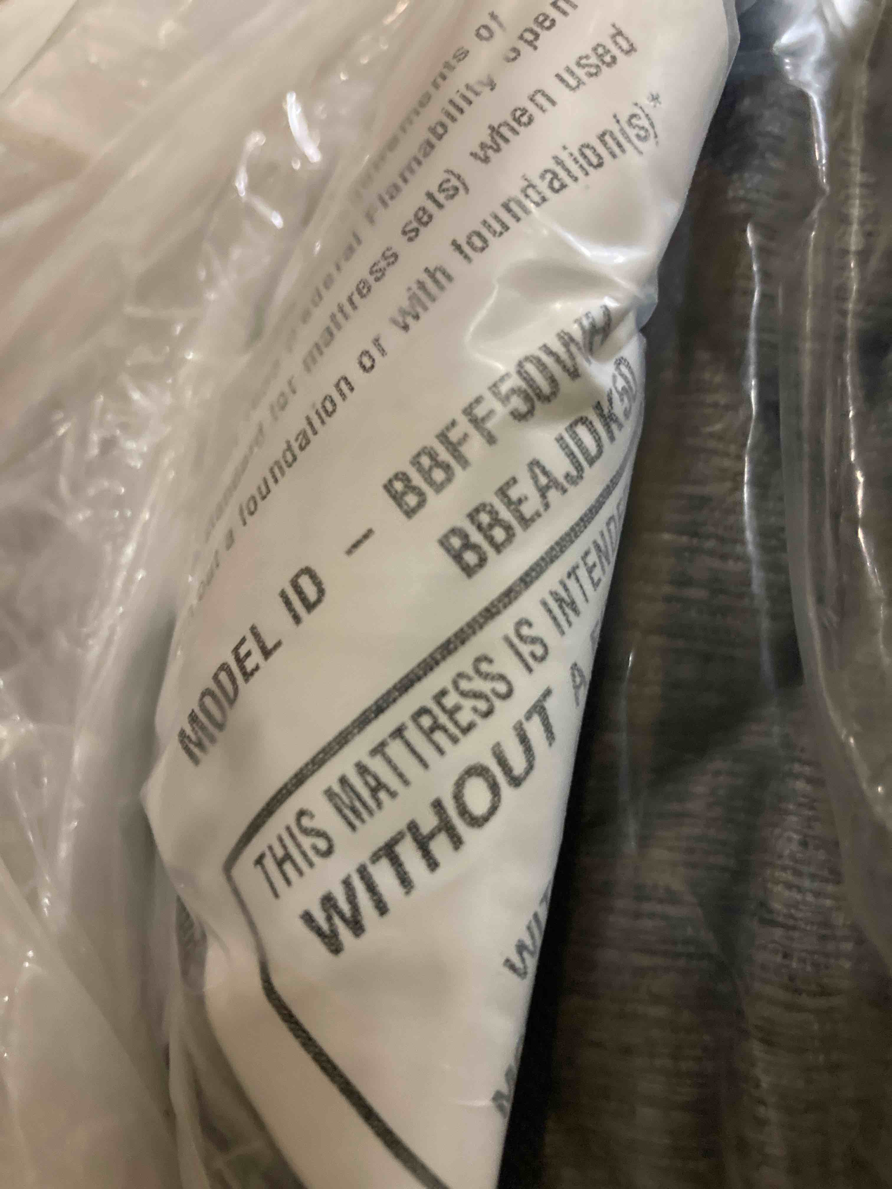 AmazonBasics Premium Hybrid Mattress Medium Feel Memory Foam