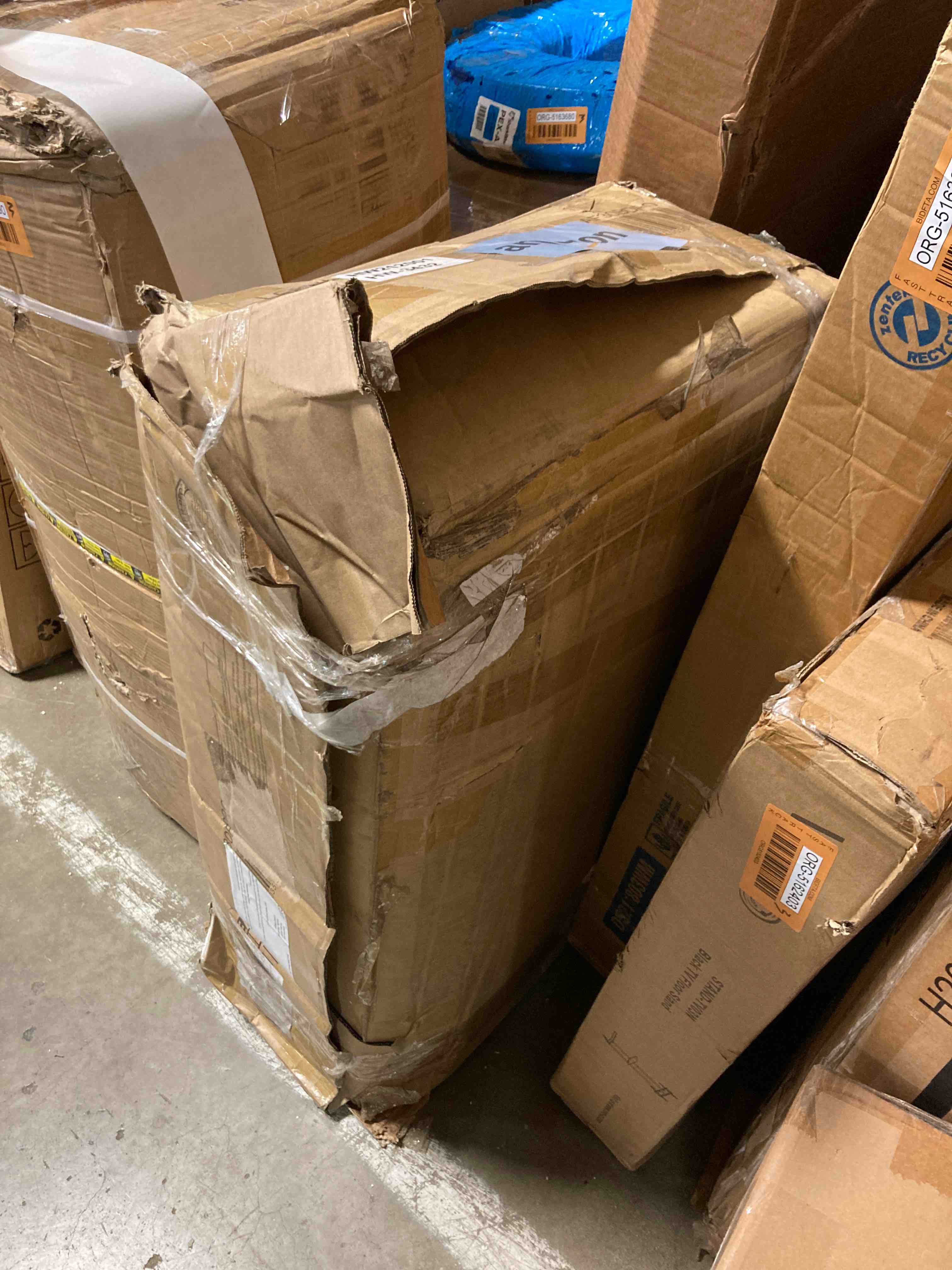 https://s3.amazonaws.com/lotting-images-prod/phillipi/ORG5163691_1700696277478.jpeg