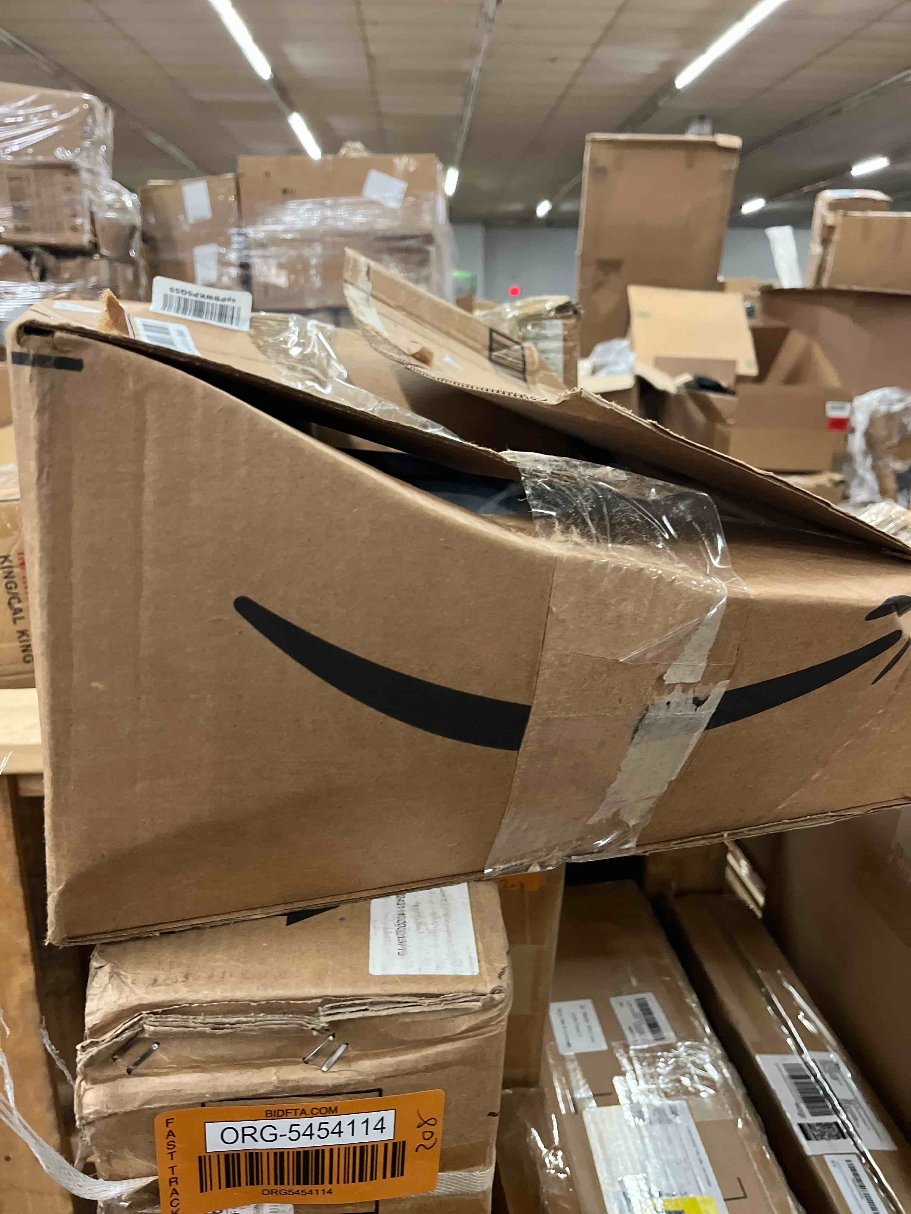 https://s3.amazonaws.com/lotting-images-prod/phillipi/ORG5454117_1706814823195.jpeg