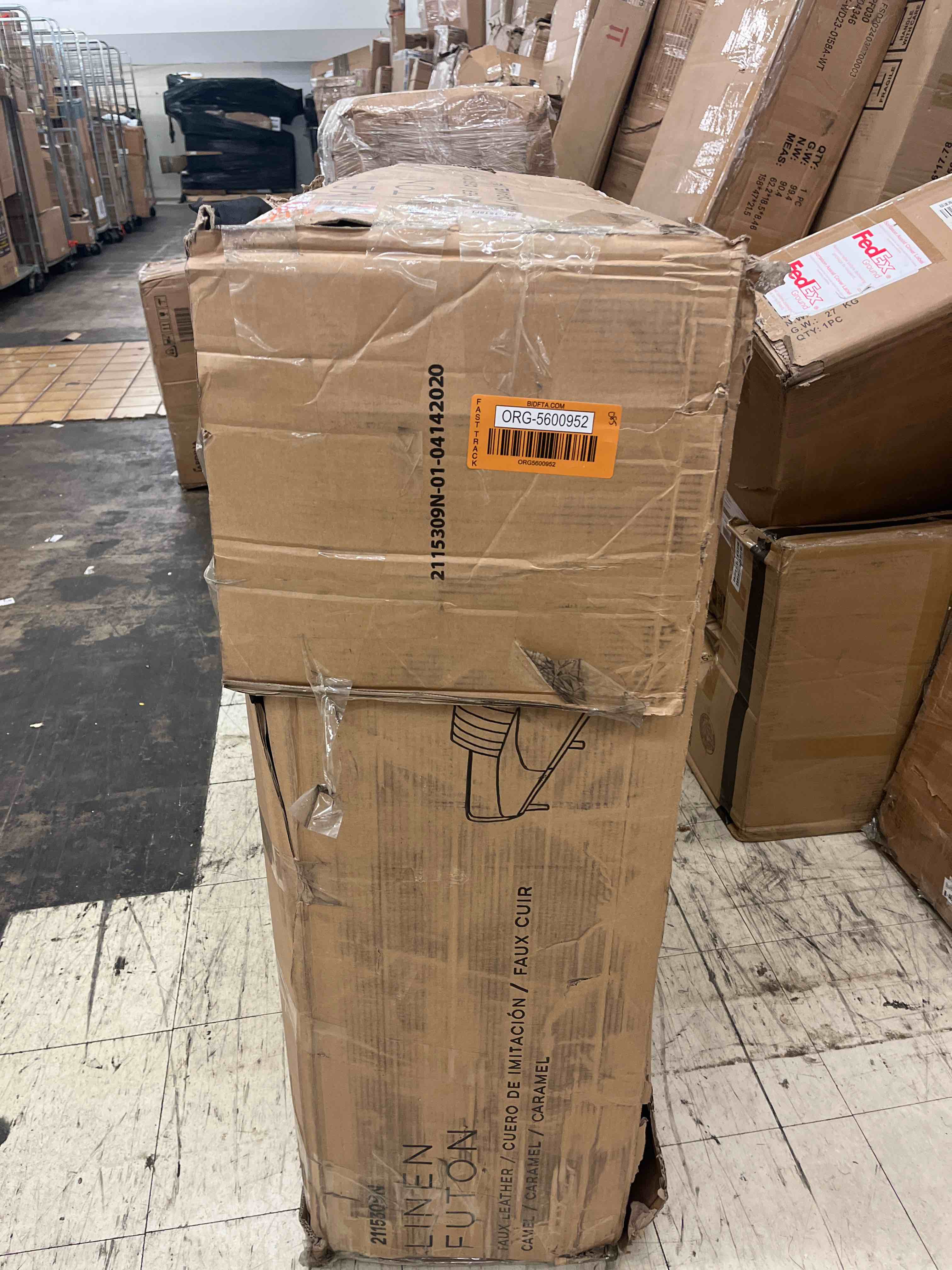 https://s3.amazonaws.com/lotting-images-prod/phillipi/ORG5600952_1730823271521.jpeg
