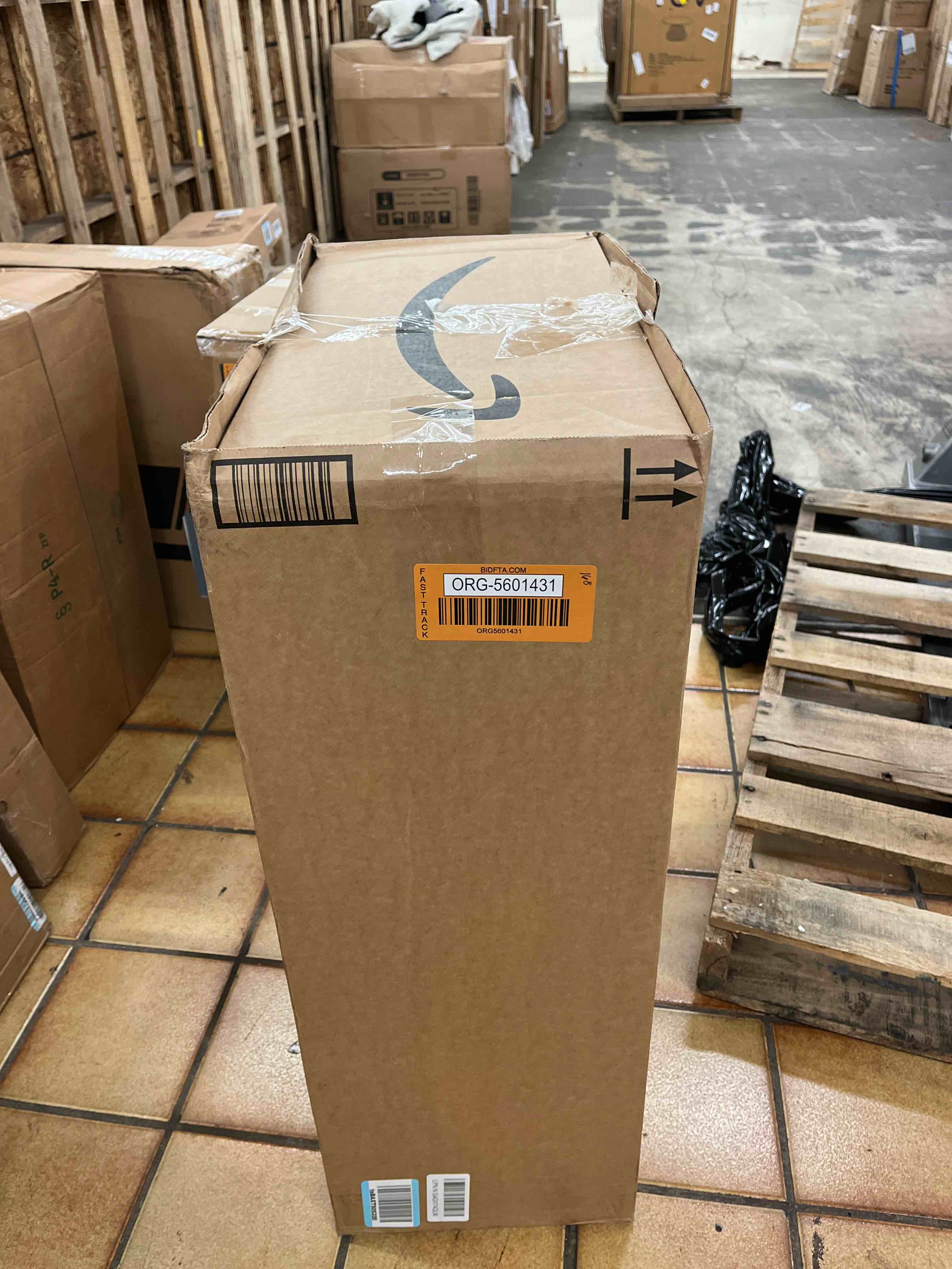 https://s3.amazonaws.com/lotting-images-prod/phillipi/ORG5601431_1731604337440.jpeg