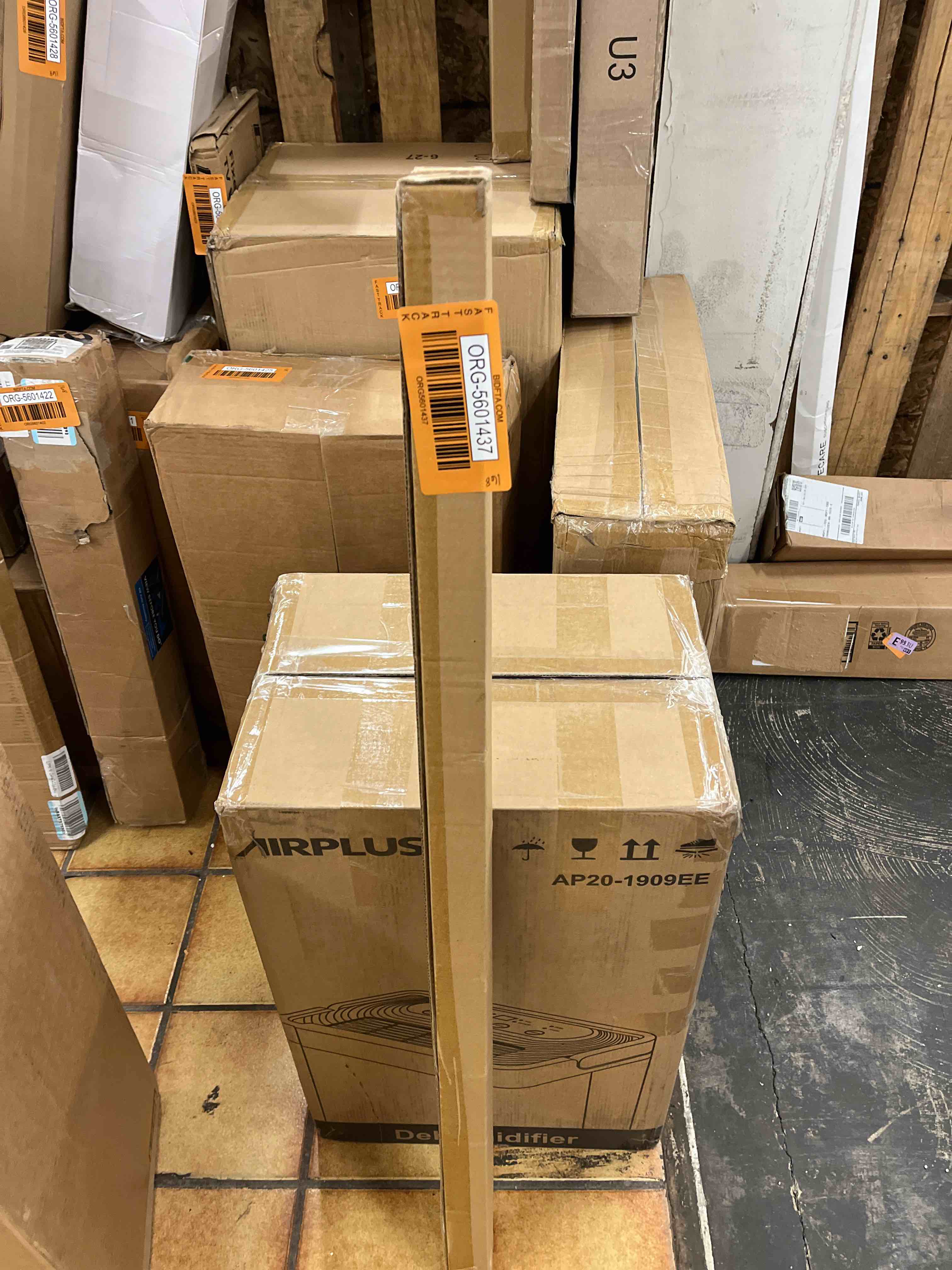 https://s3.amazonaws.com/lotting-images-prod/phillipi/ORG5601437_1731604957236.jpeg