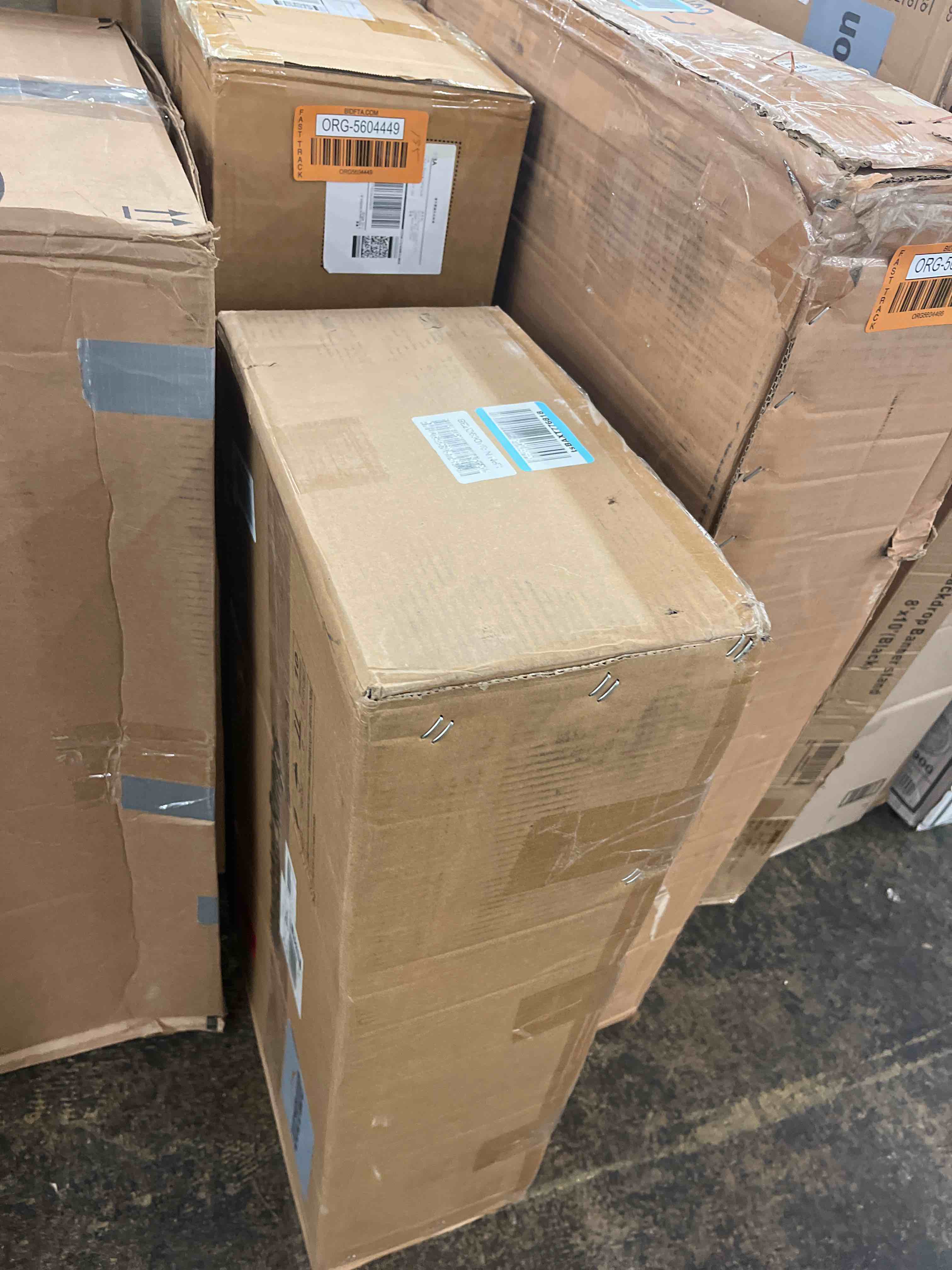 https://s3.amazonaws.com/lotting-images-prod/phillipi/ORG5604448_1731364567048.jpeg