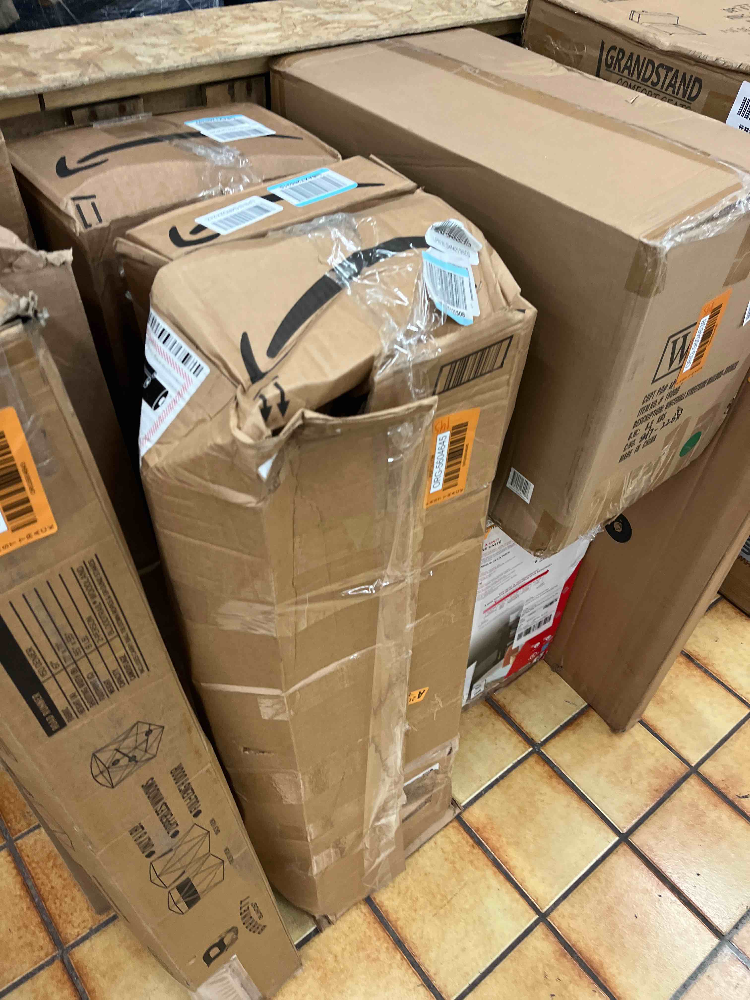 https://s3.amazonaws.com/lotting-images-prod/phillipi/ORG5604645_1731449768346.jpeg