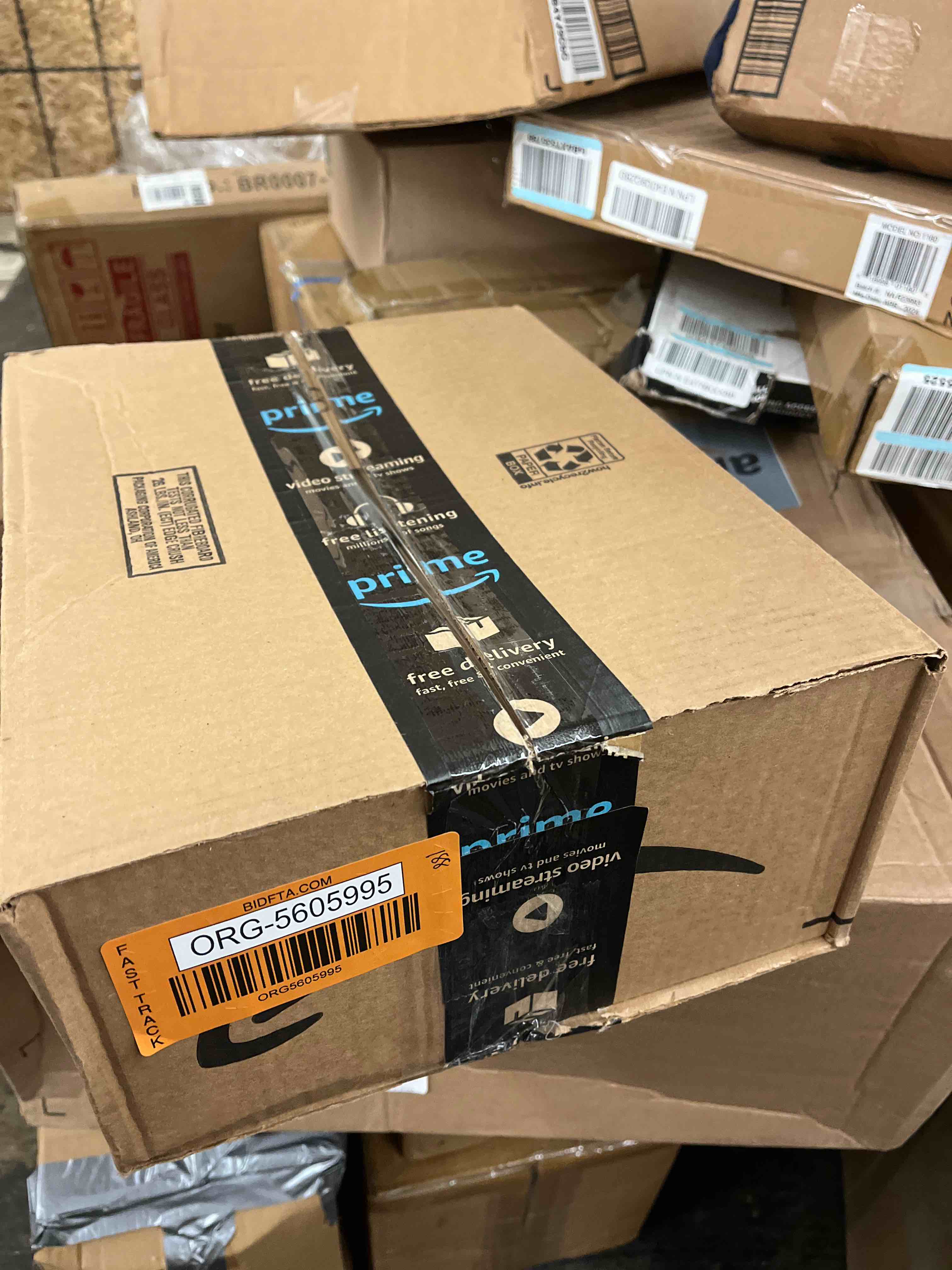 https://s3.amazonaws.com/lotting-images-prod/phillipi/ORG5605995_1731940029931.jpeg