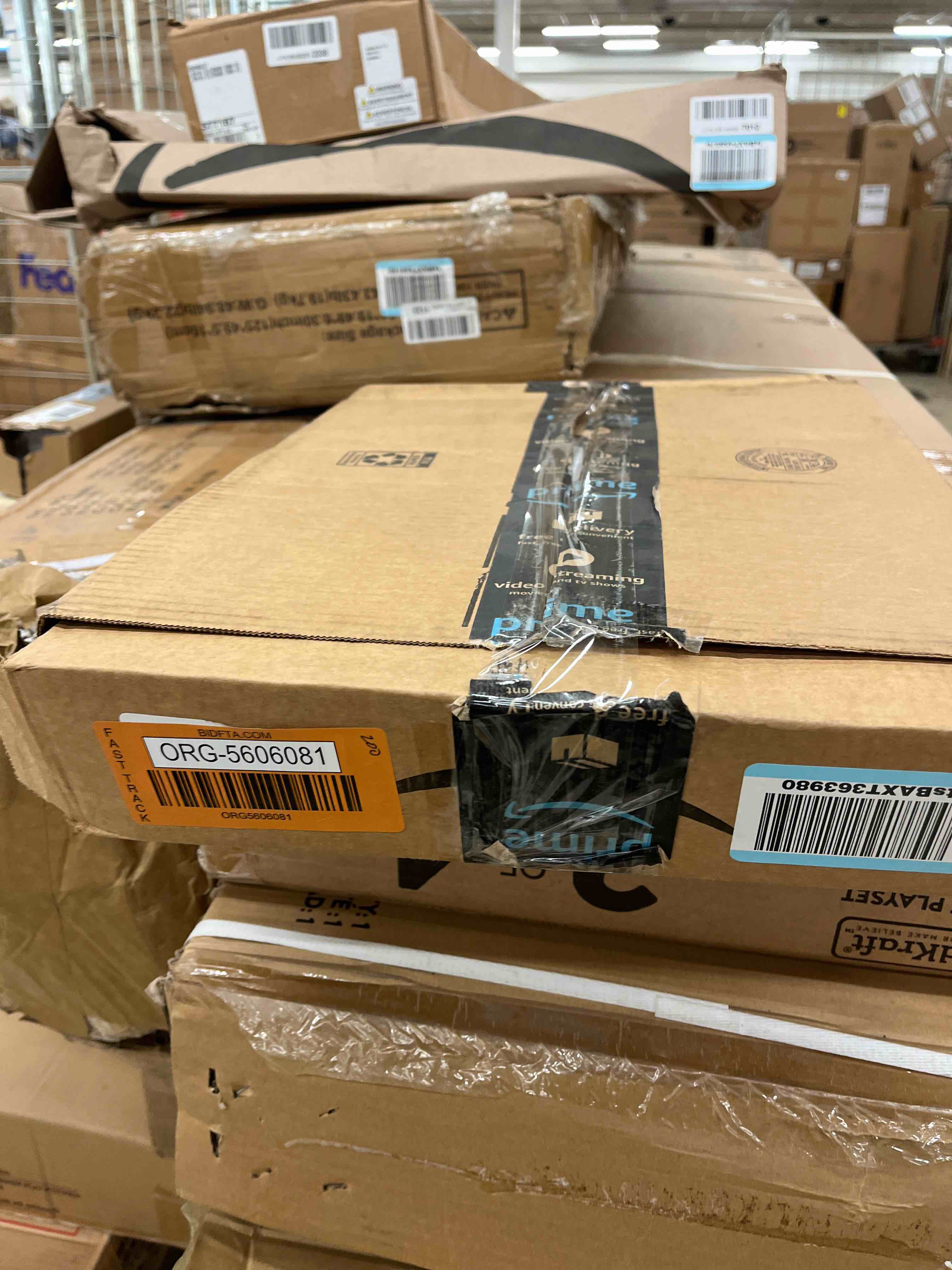 https://s3.amazonaws.com/lotting-images-prod/phillipi/ORG5606081_1732029791038.jpeg