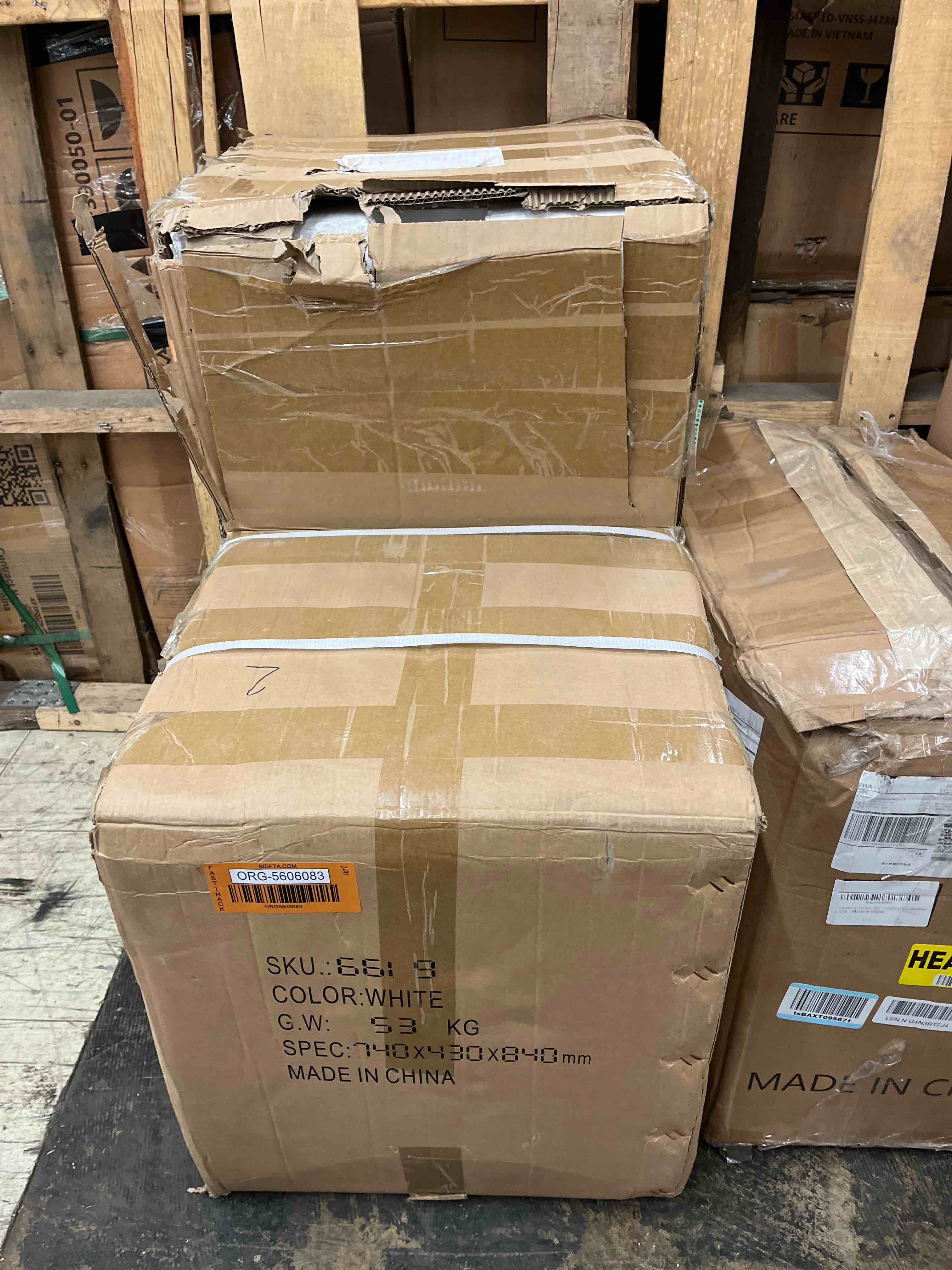 https://s3.amazonaws.com/lotting-images-prod/phillipi/ORG5606083_1732029962843.jpeg