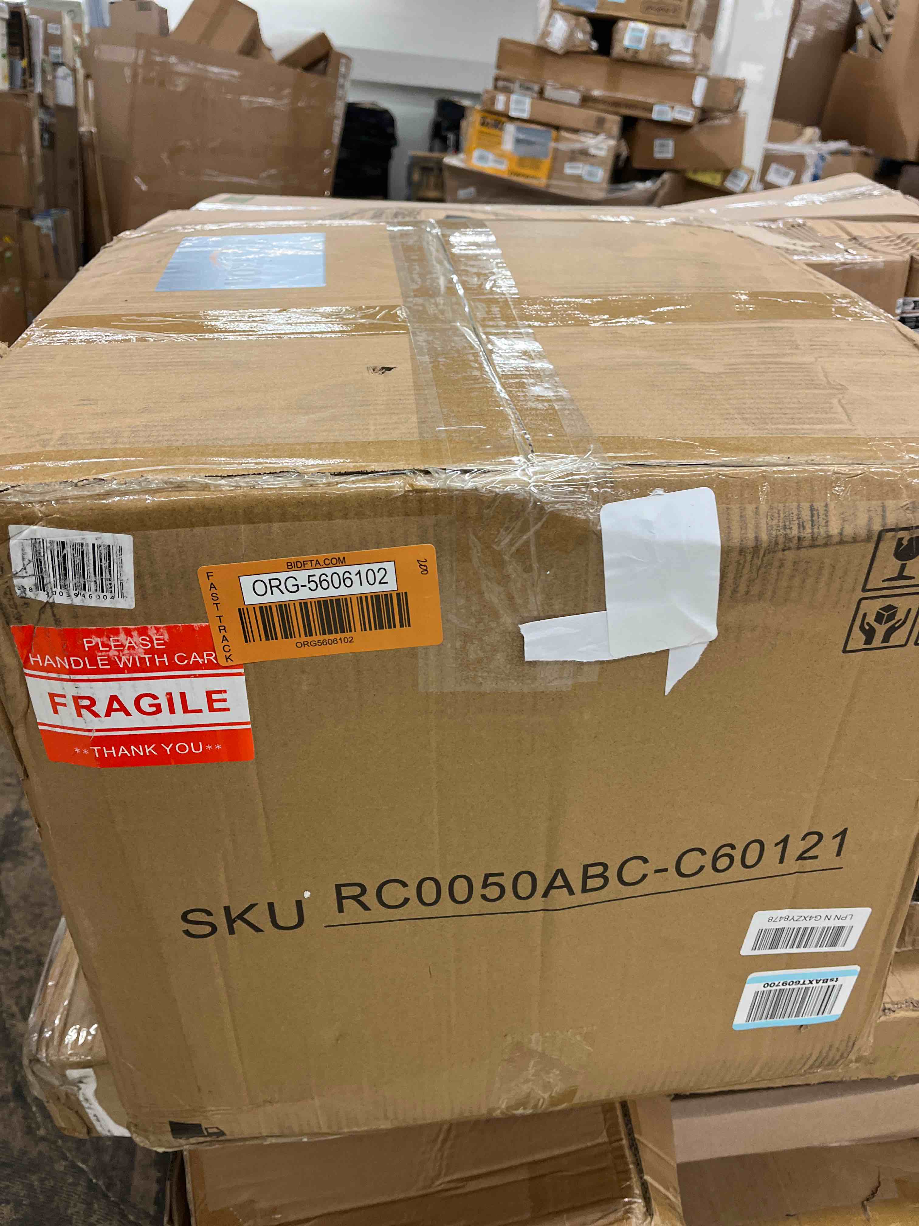 https://s3.amazonaws.com/lotting-images-prod/phillipi/ORG5606102_1732032367812.jpeg