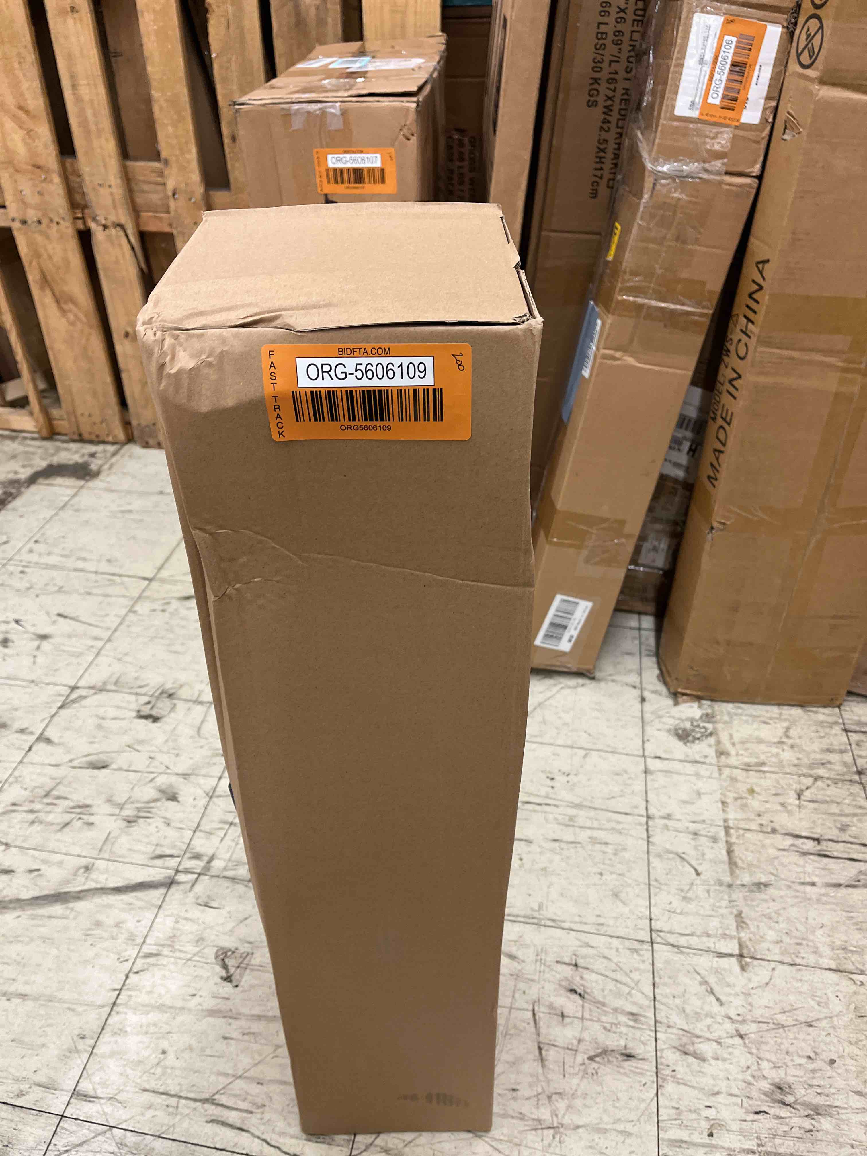 https://s3.amazonaws.com/lotting-images-prod/phillipi/ORG5606109_1732033005323.jpeg
