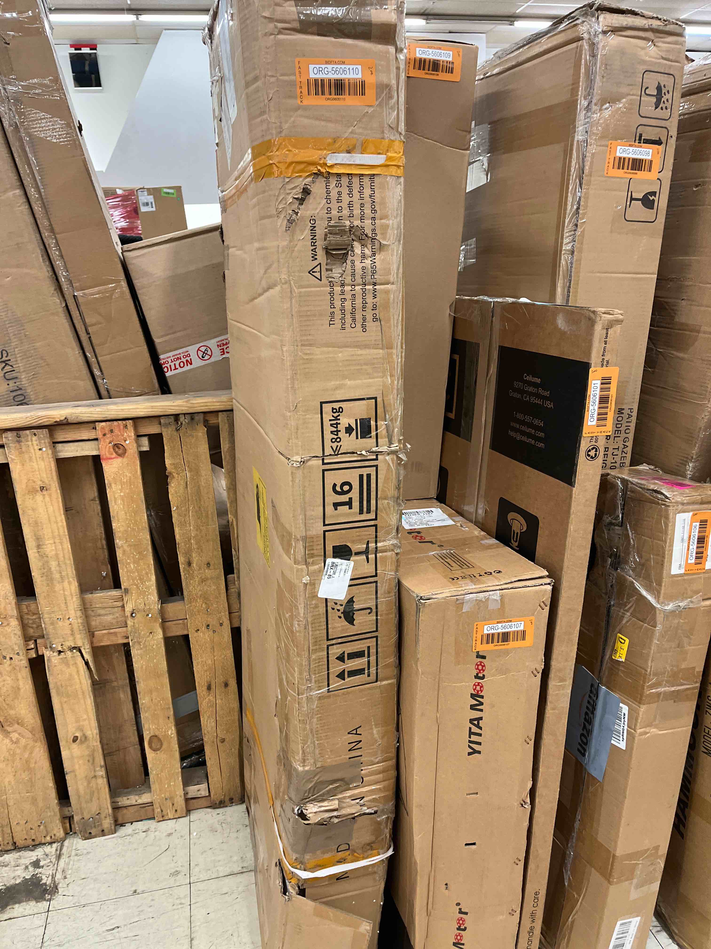 https://s3.amazonaws.com/lotting-images-prod/phillipi/ORG5606110_1732033194658.jpeg